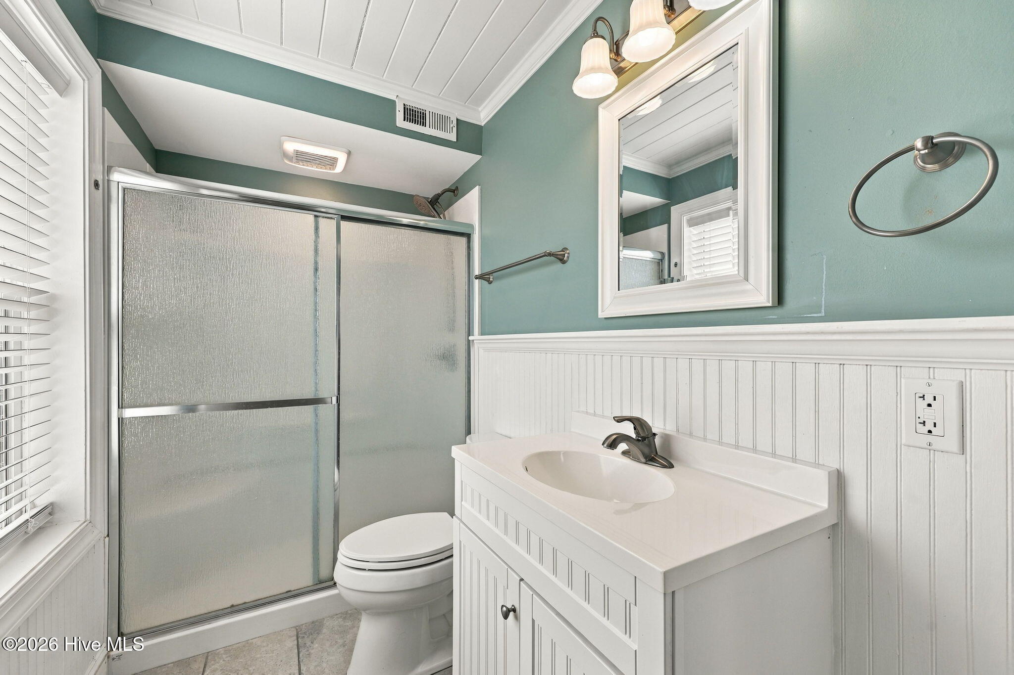 203 Hoffman Beach Road Property Photo 19