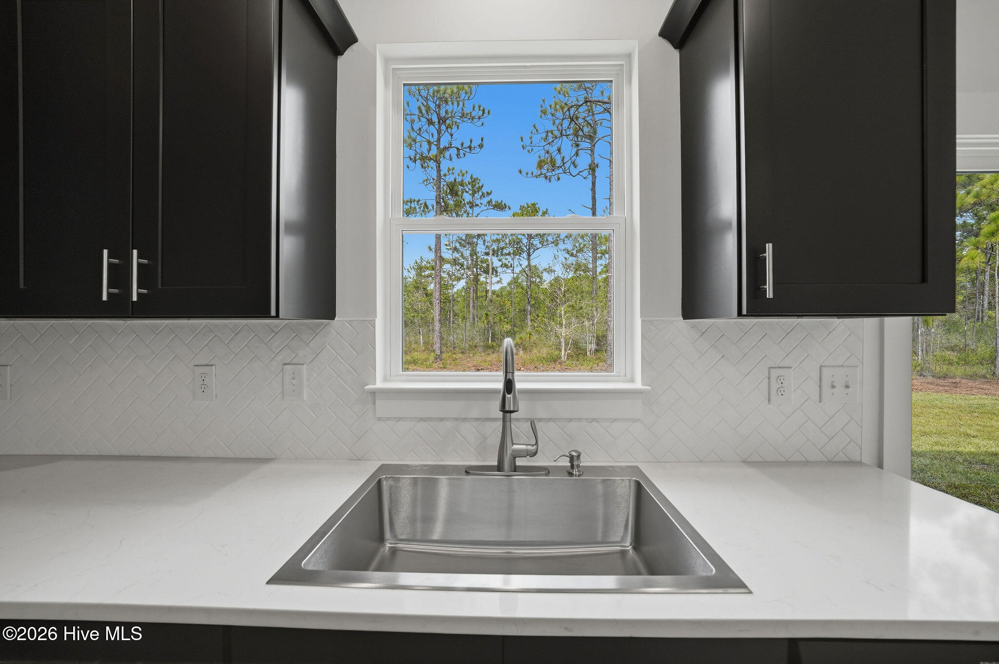 523 Woodhaven Road Property Photo 16