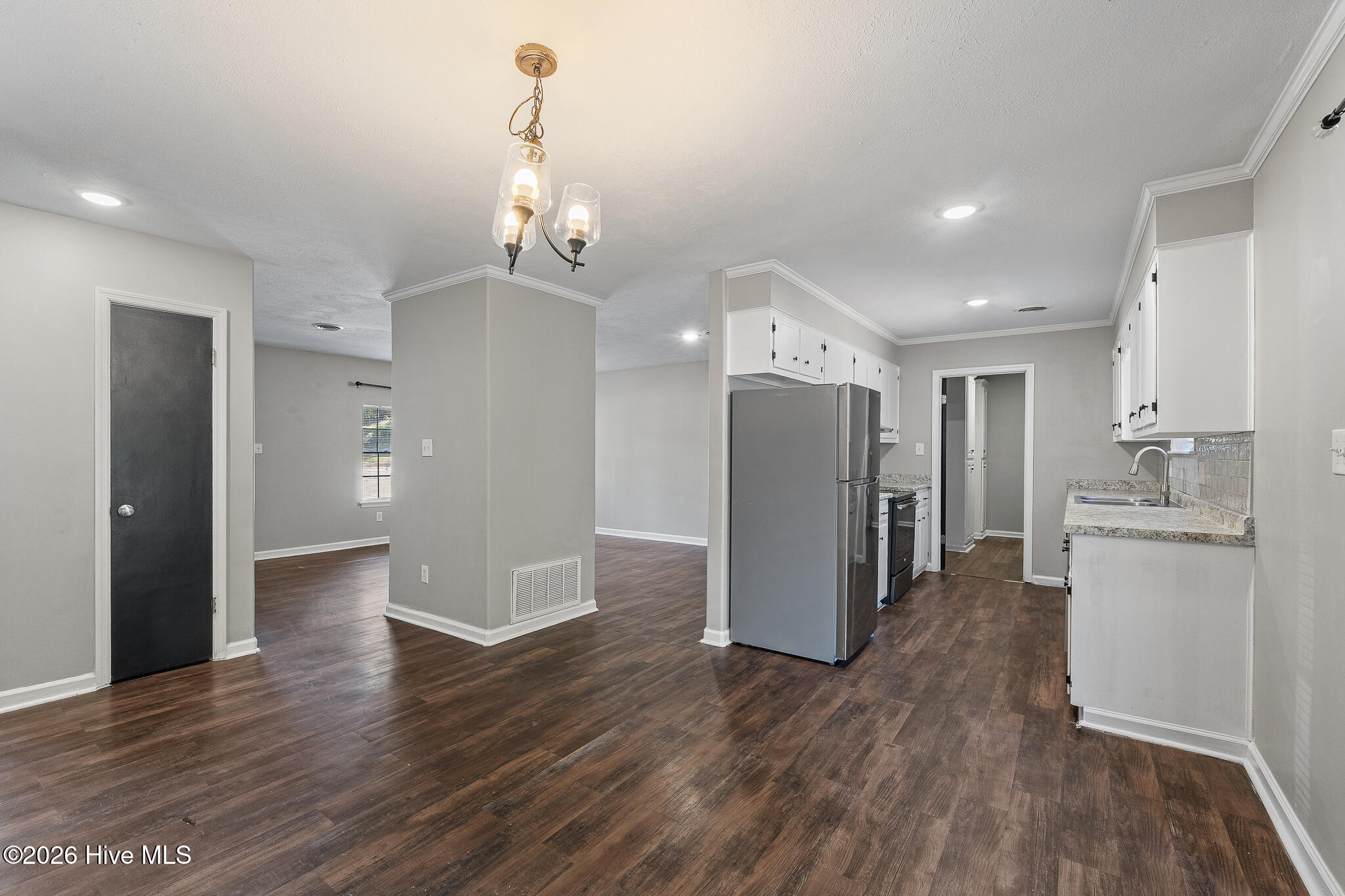 2159 Birch Court Property Photo 6