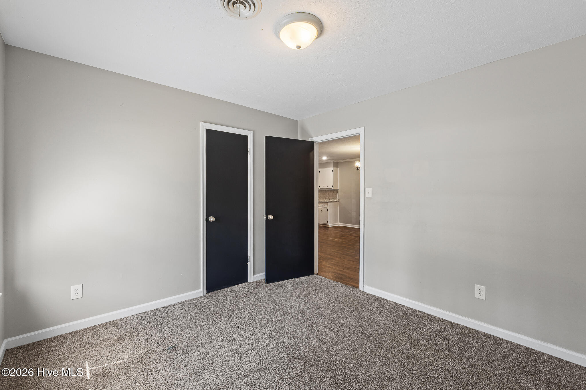 2159 Birch Court Property Photo 10