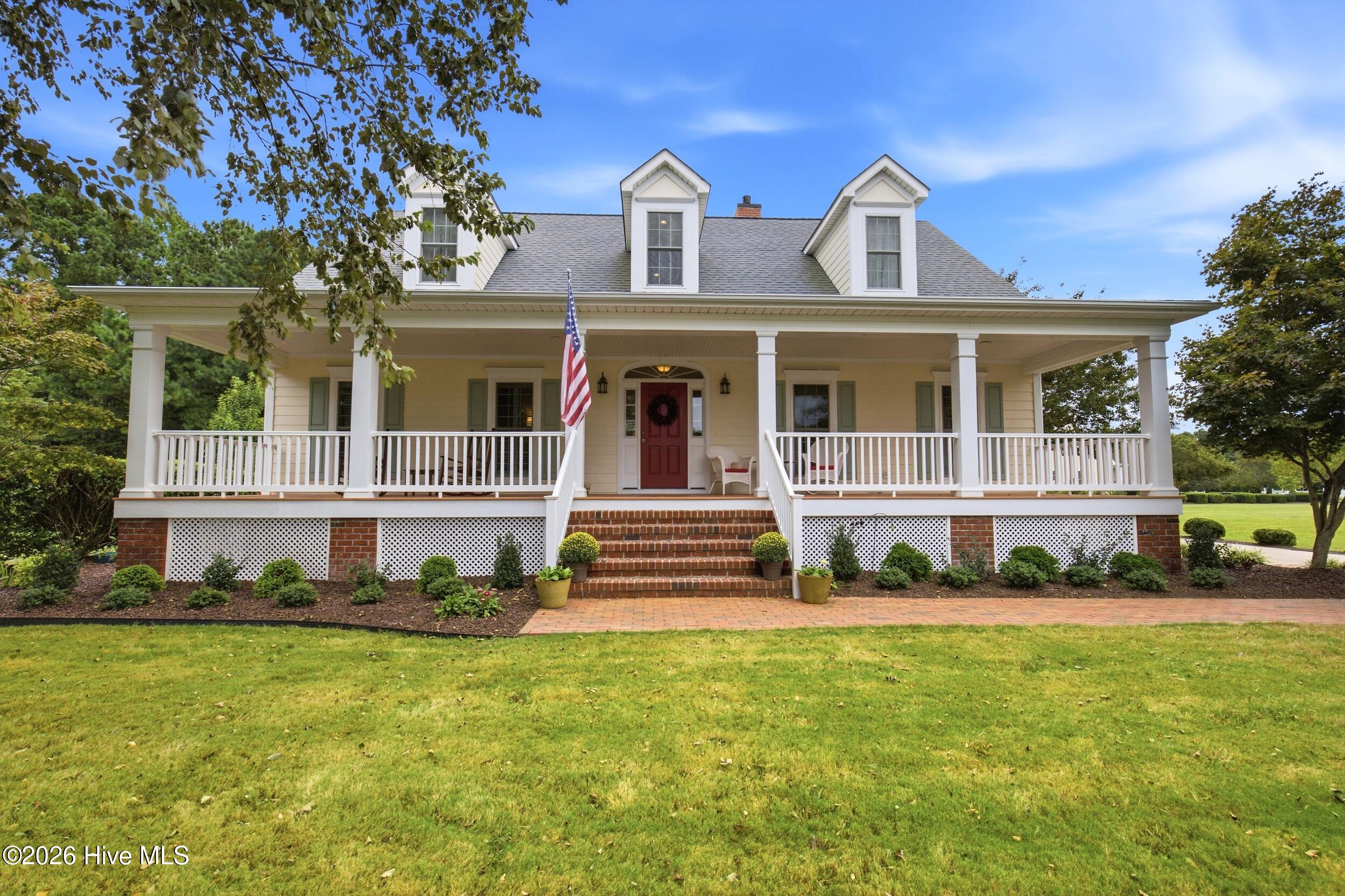 127 Shenandoah River Drive Property Photo 4