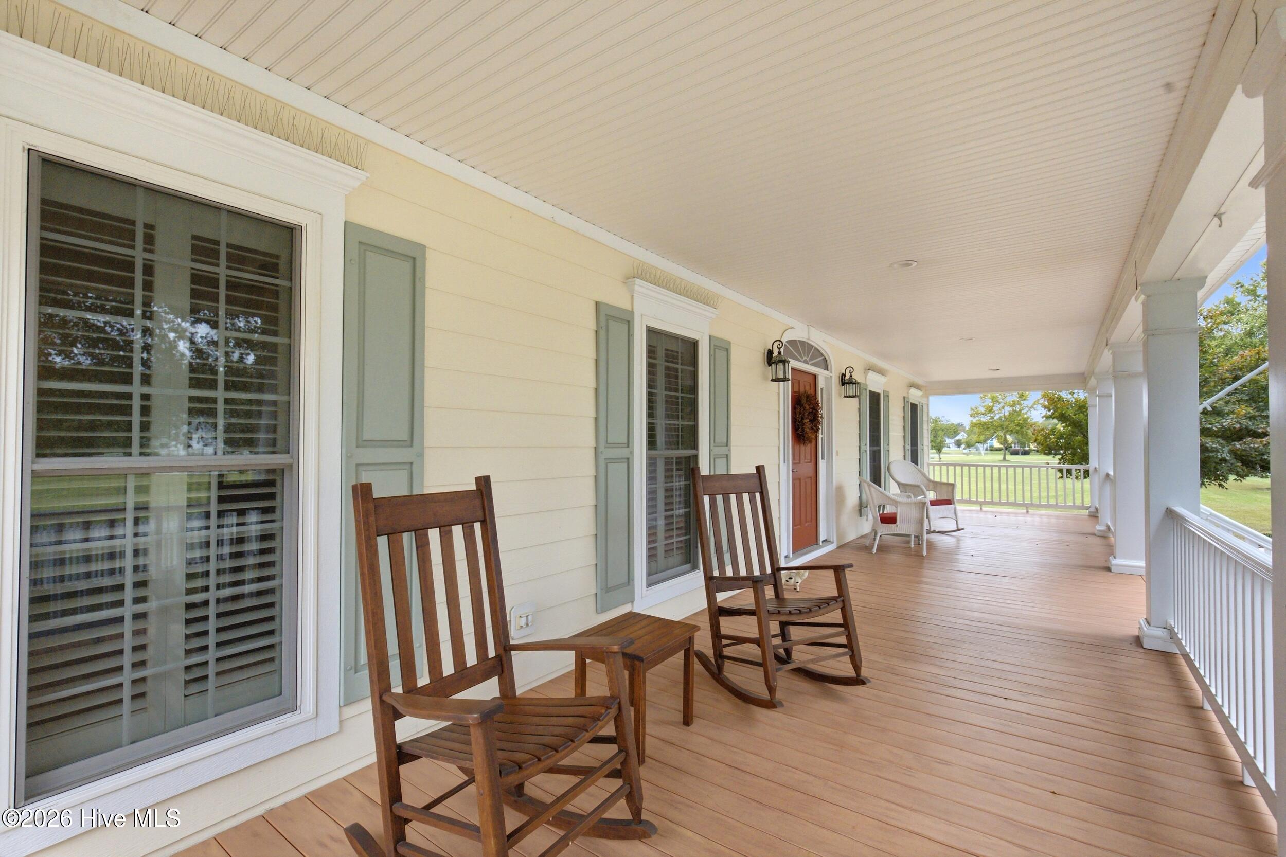 127 Shenandoah River Drive Property Photo 6