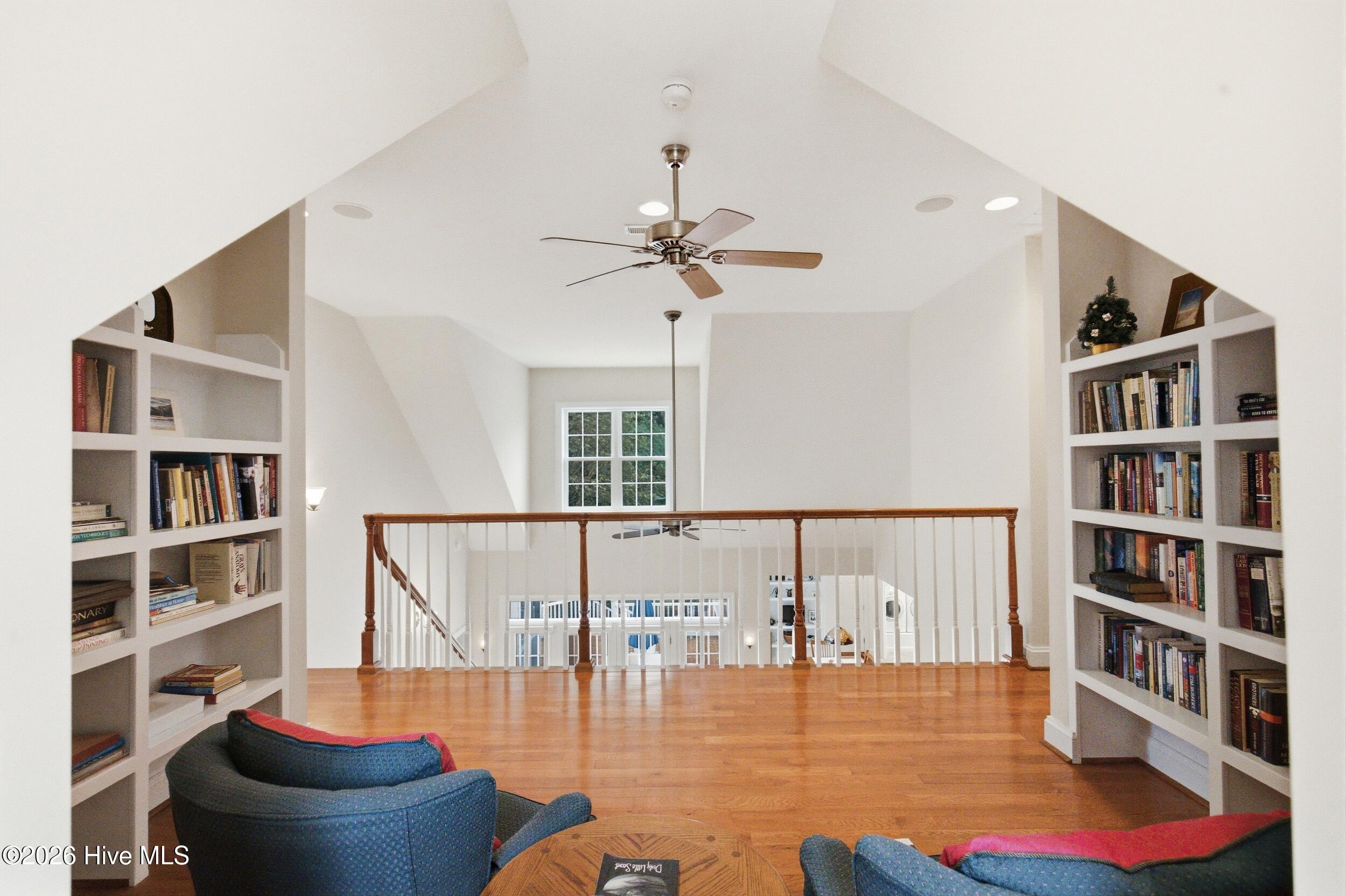 127 Shenandoah River Drive Property Photo 29