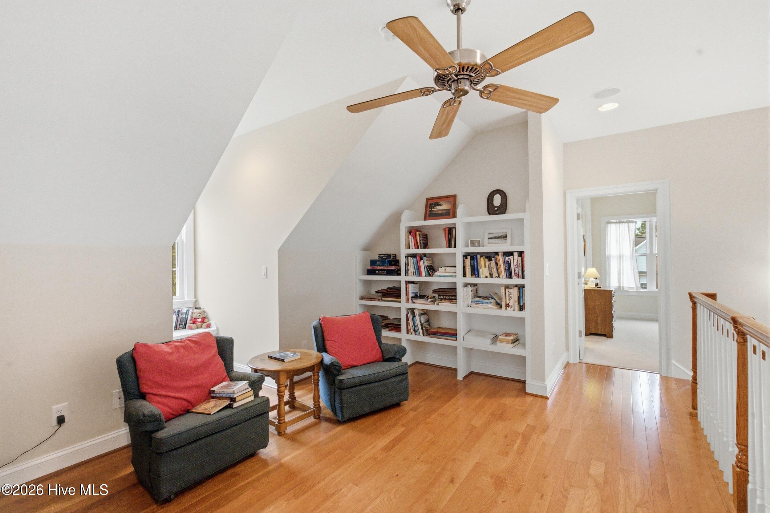 127 Shenandoah River Drive Property Photo 32