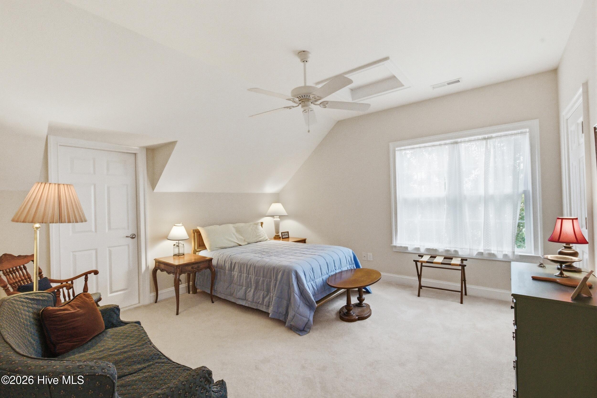 127 Shenandoah River Drive Property Photo 33