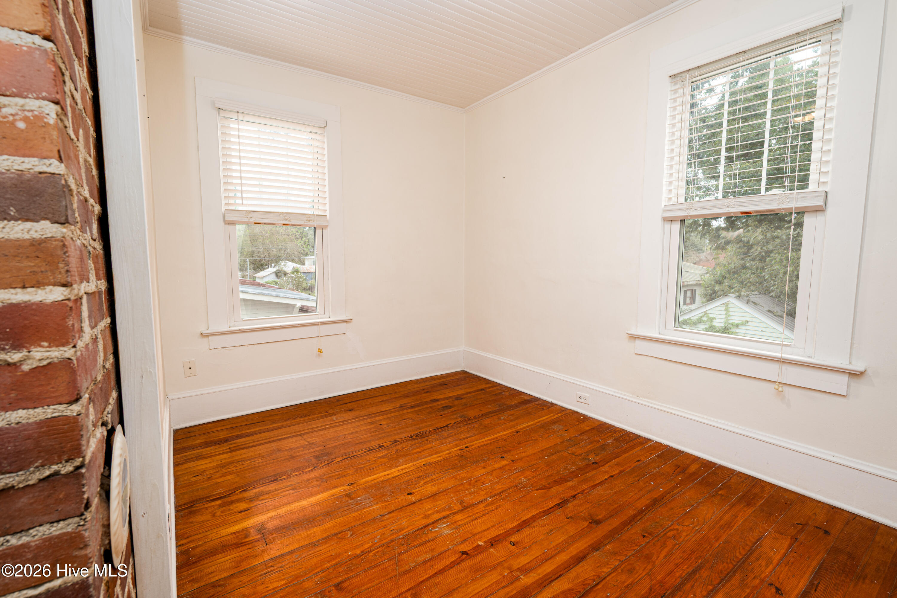 312 Avenue B Property Photo 22