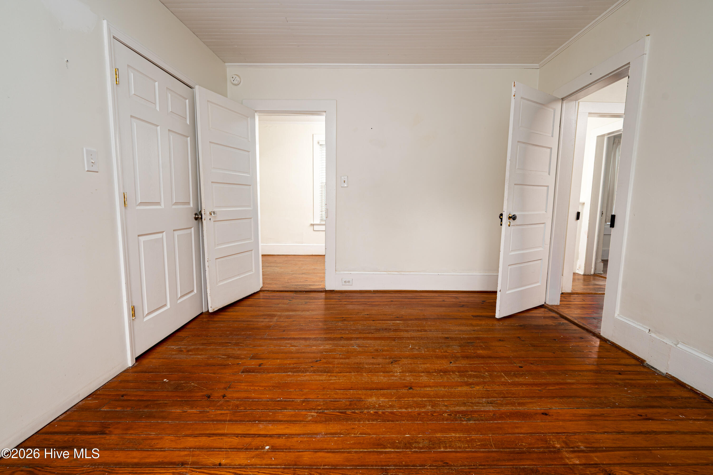312 Avenue B Property Photo 25