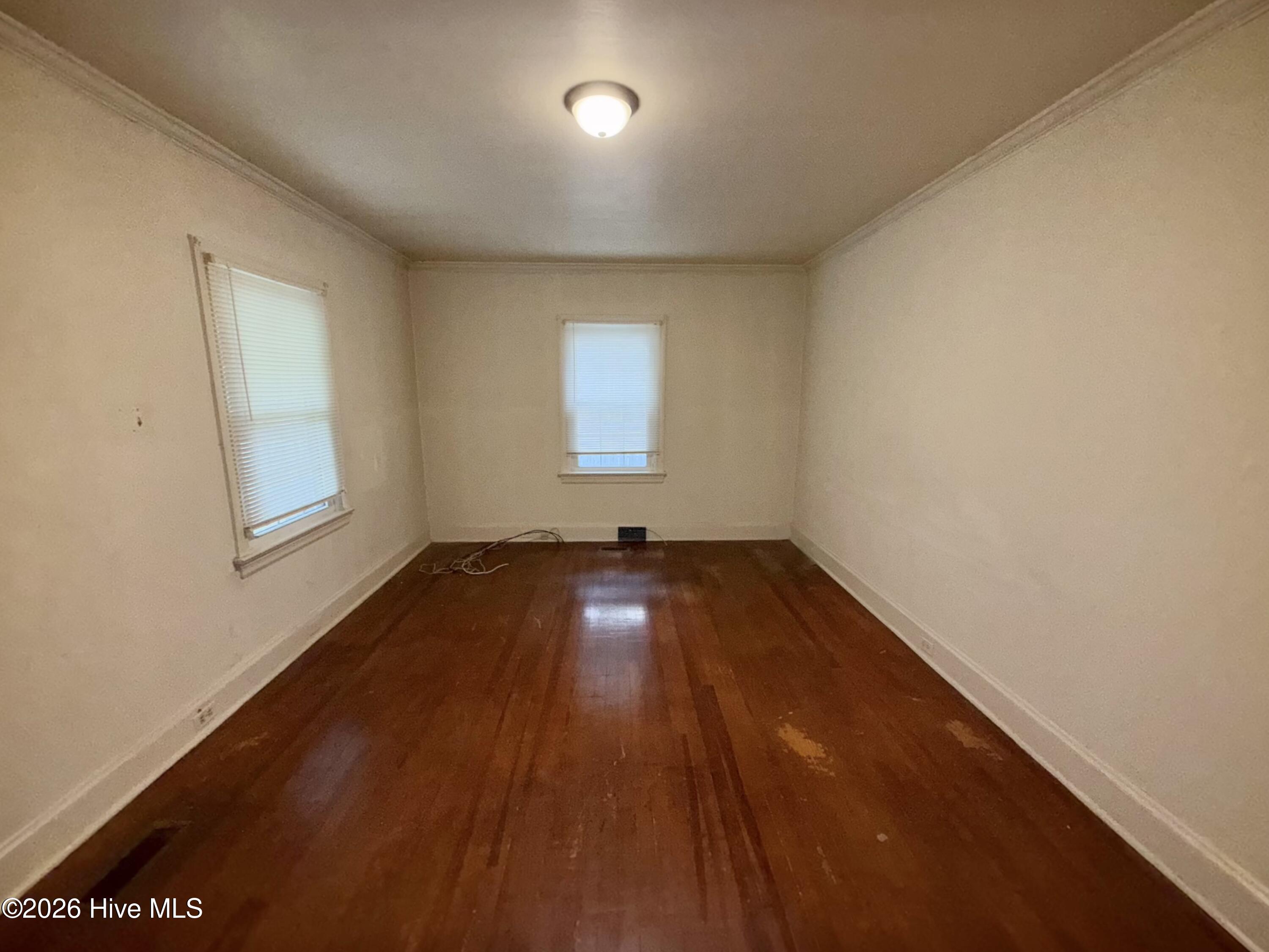 1004 Long Avenue Property Photo 6