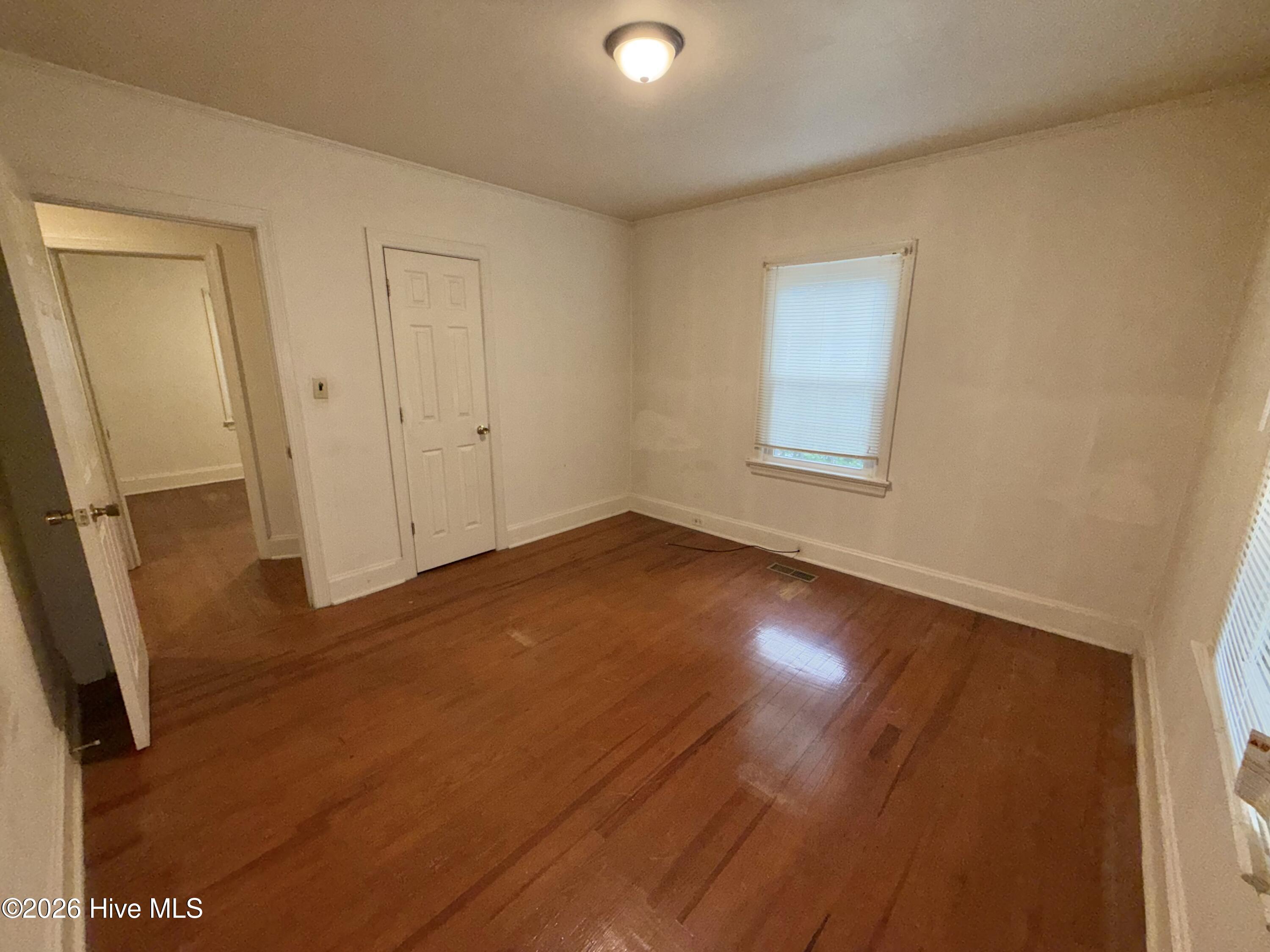 1004 Long Avenue Property Photo 12