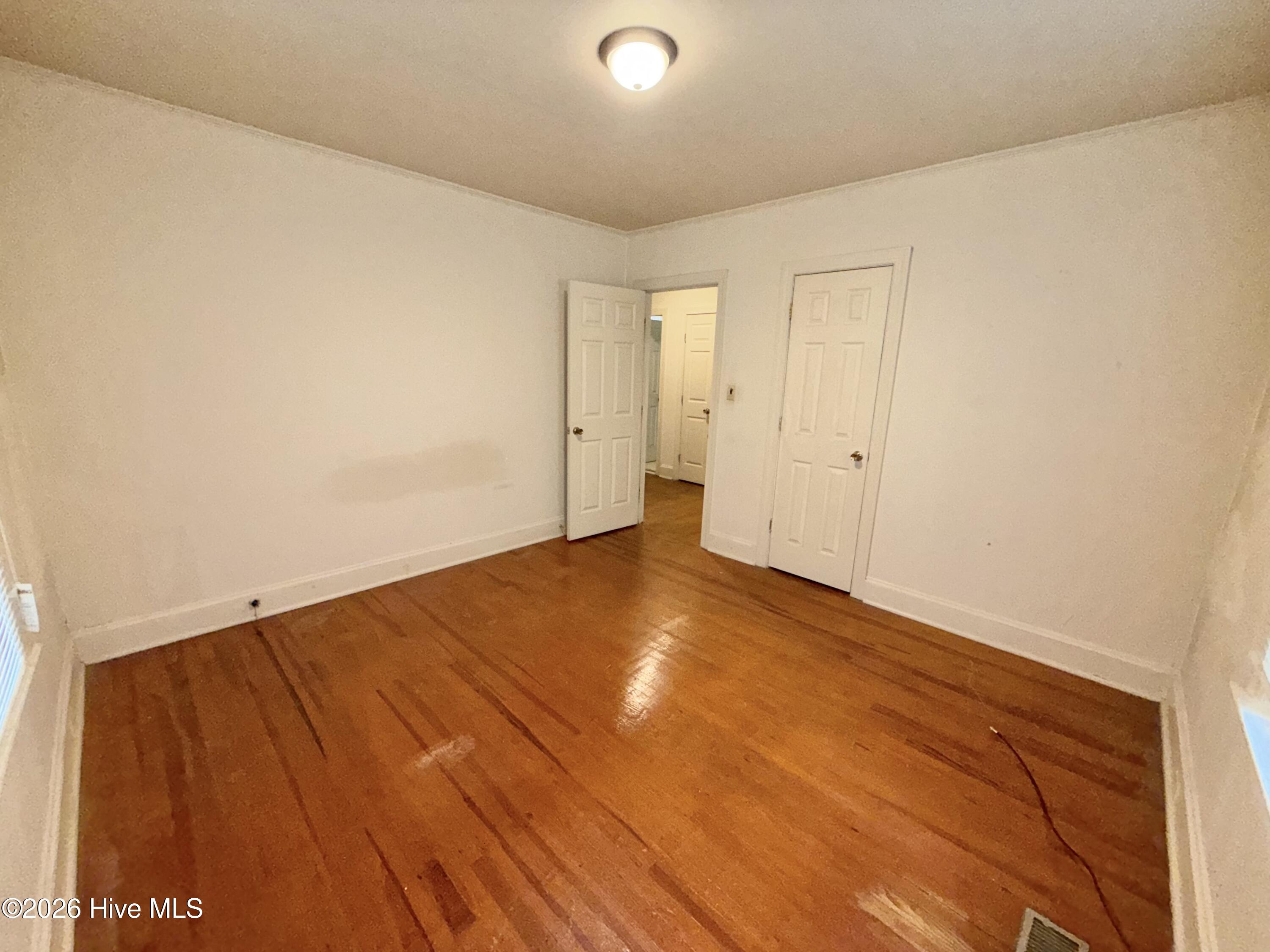 1004 Long Avenue Property Photo 13