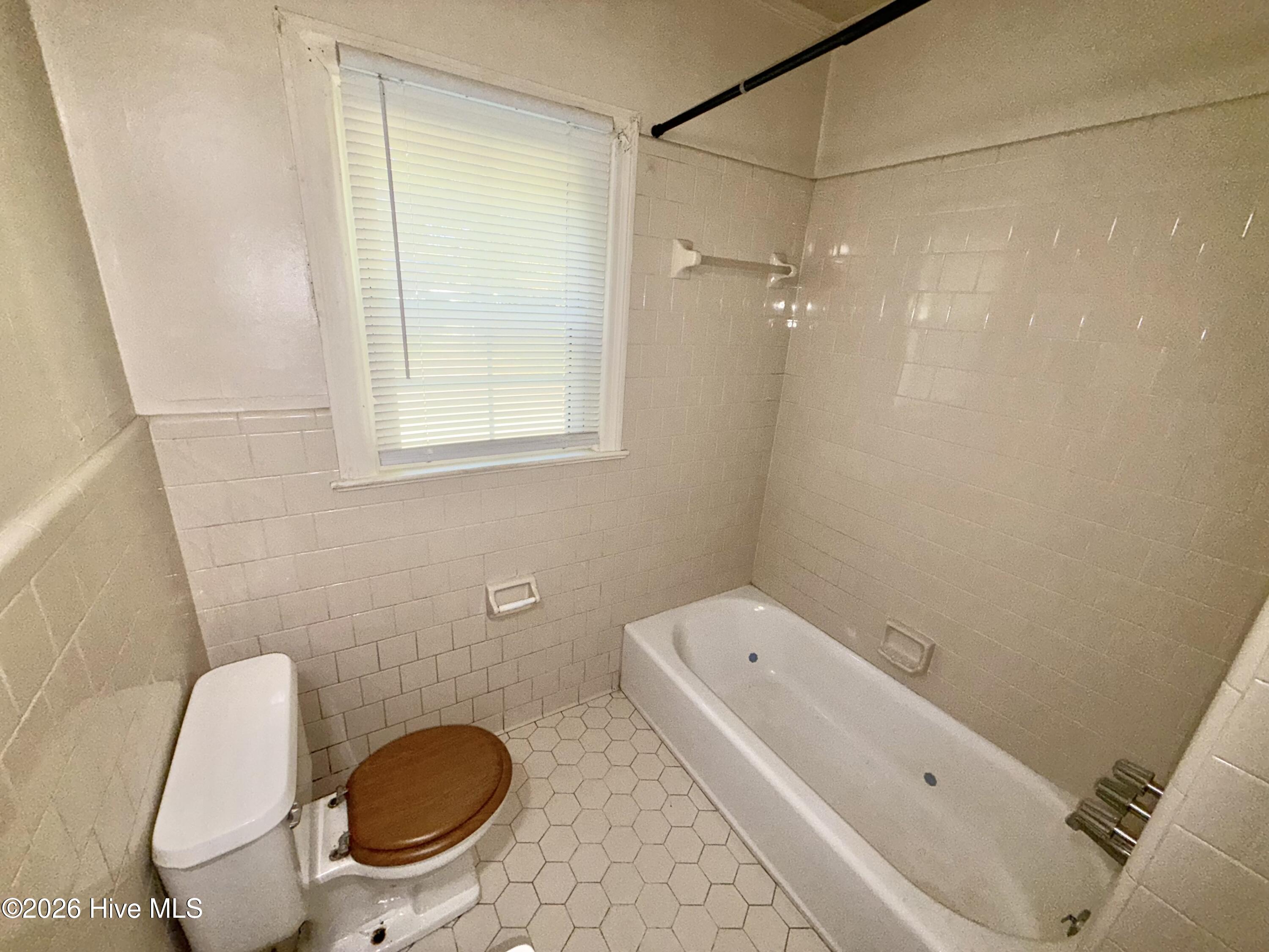 1004 Long Avenue Property Photo 20