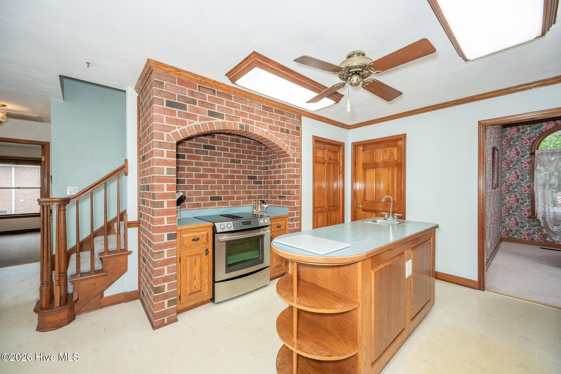 112 South Street Property Photo 12
