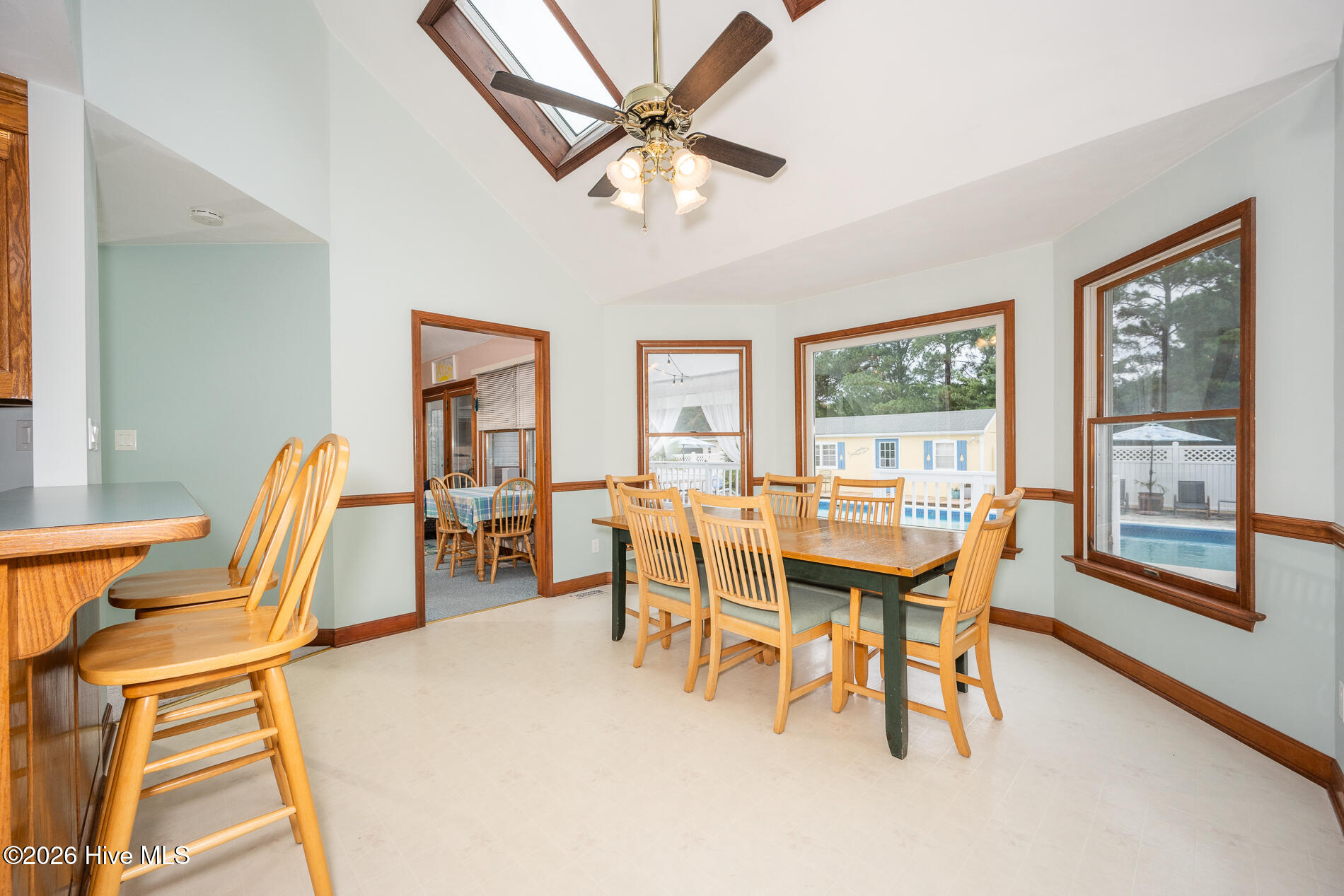 112 South Street Property Photo 14