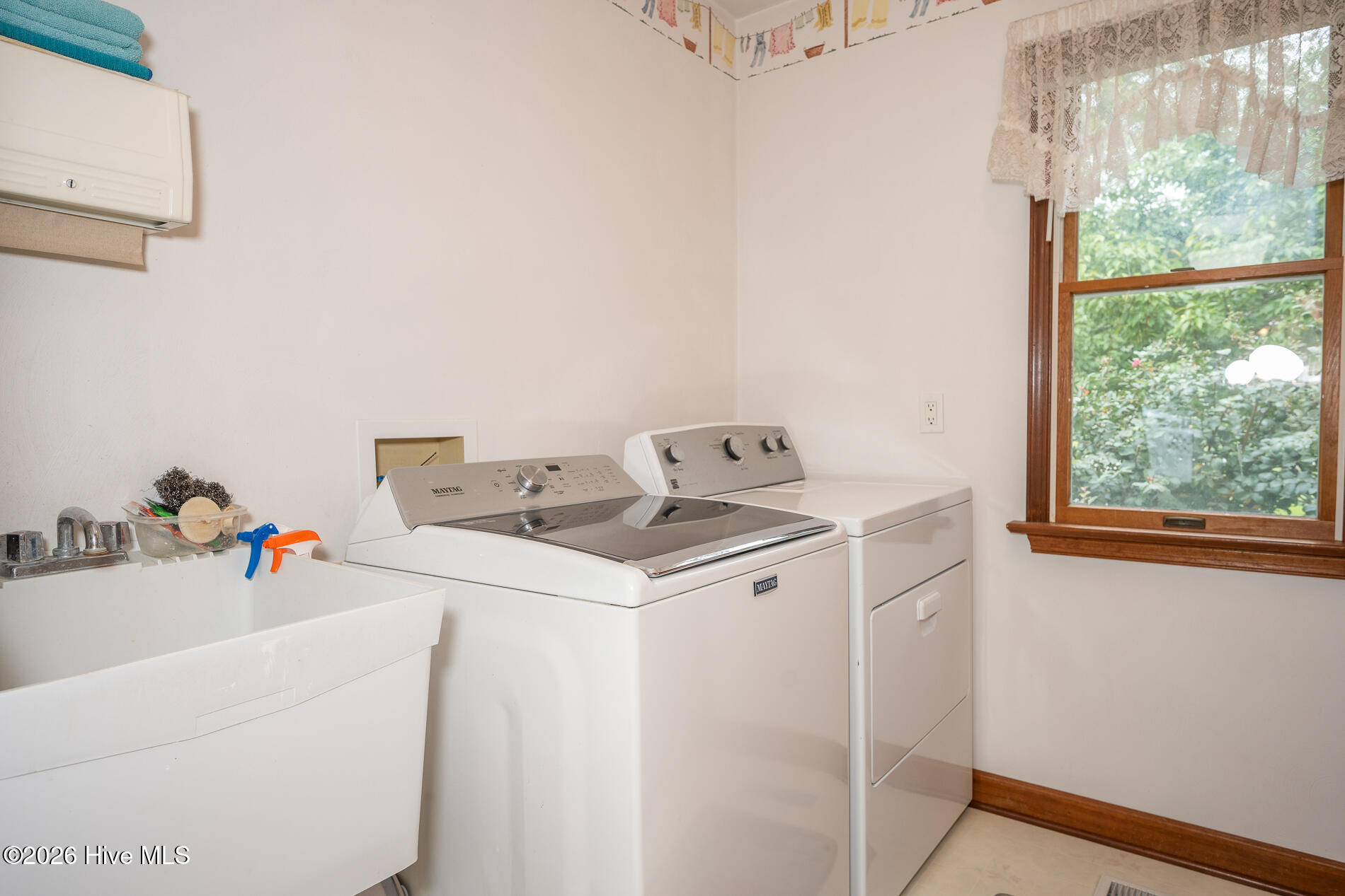 112 South Street Property Photo 30