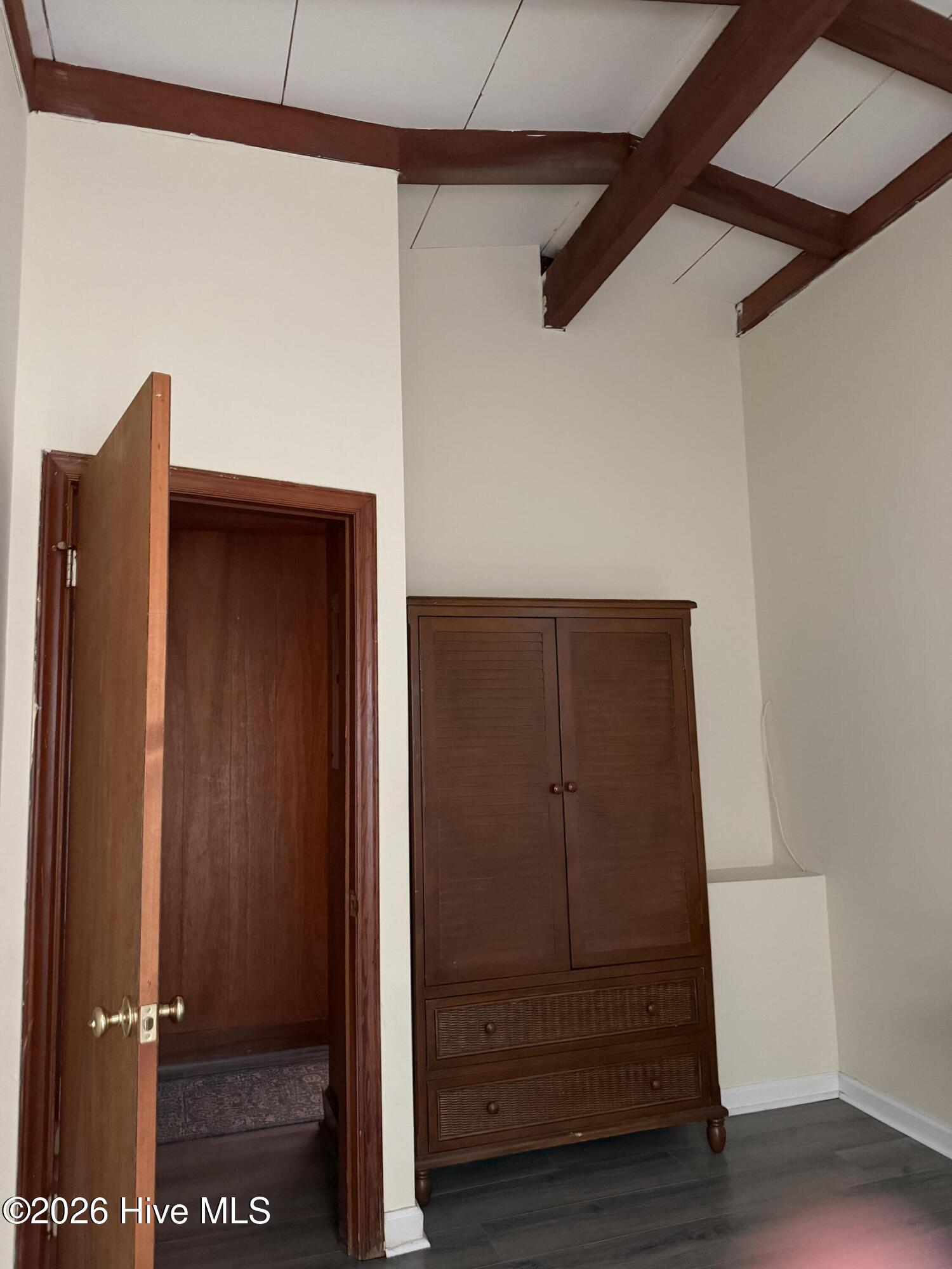 172 Salter Path Road Property Photo 6