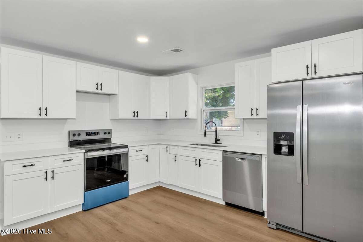 2274 Darlington Drive Property Photo 2