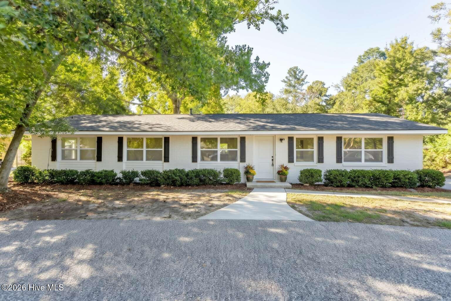 2274 Darlington Drive Property Photo 2