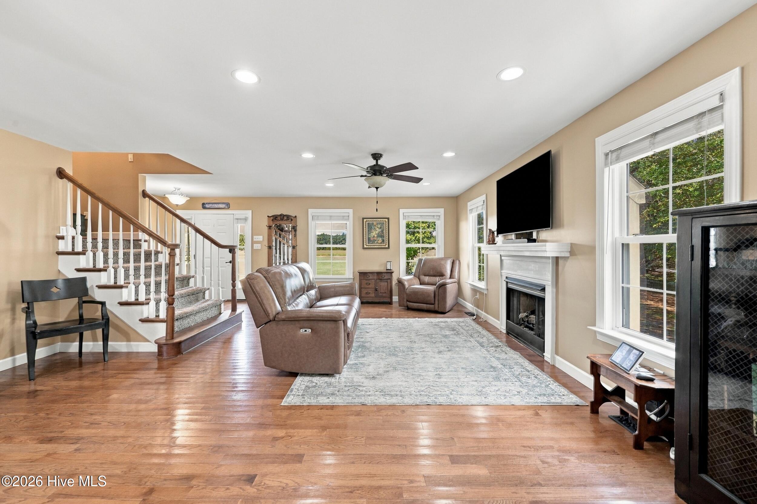 138 County Line Road Property Photo 8