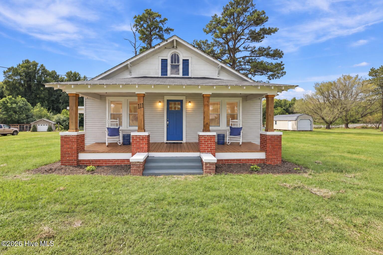 111 Nixon Road Property Photo 1
