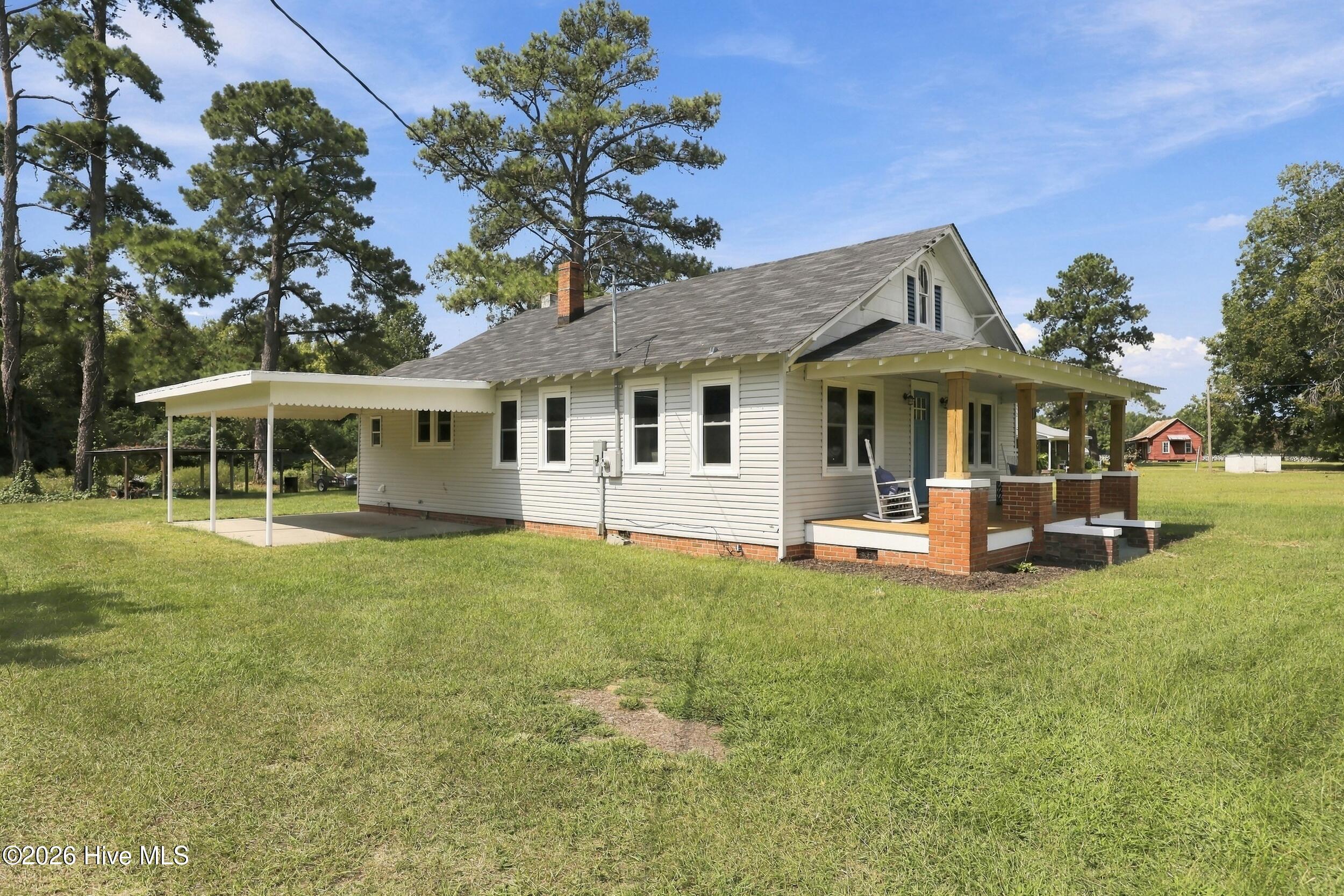 111 Nixon Road Property Photo 10