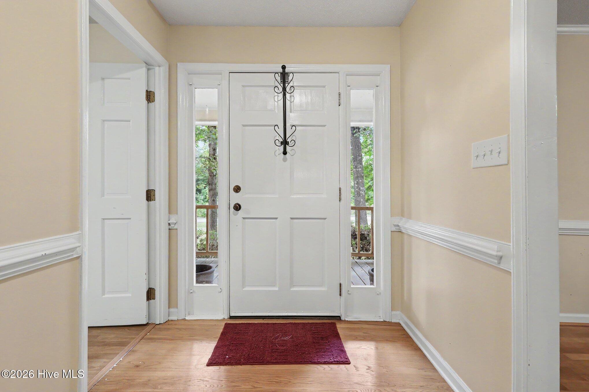 100 Dogwood Drive Property Photo 7