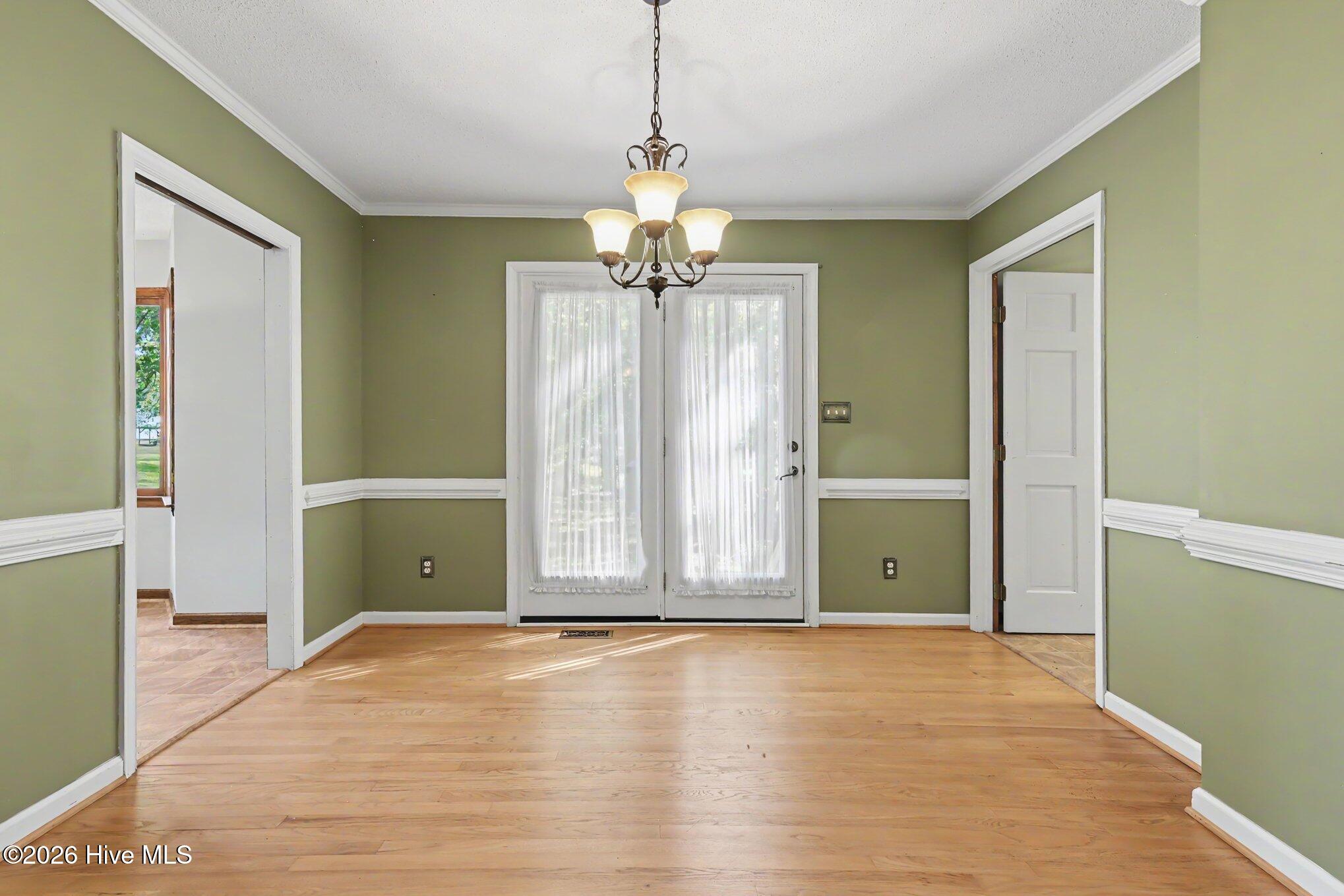 100 Dogwood Drive Property Photo 10