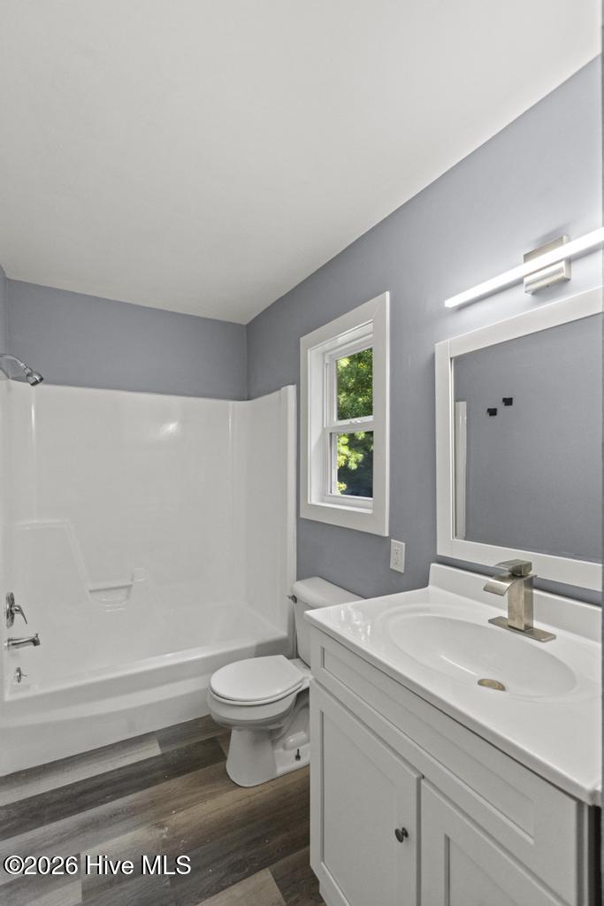 211 Warren Court Property Photo 26