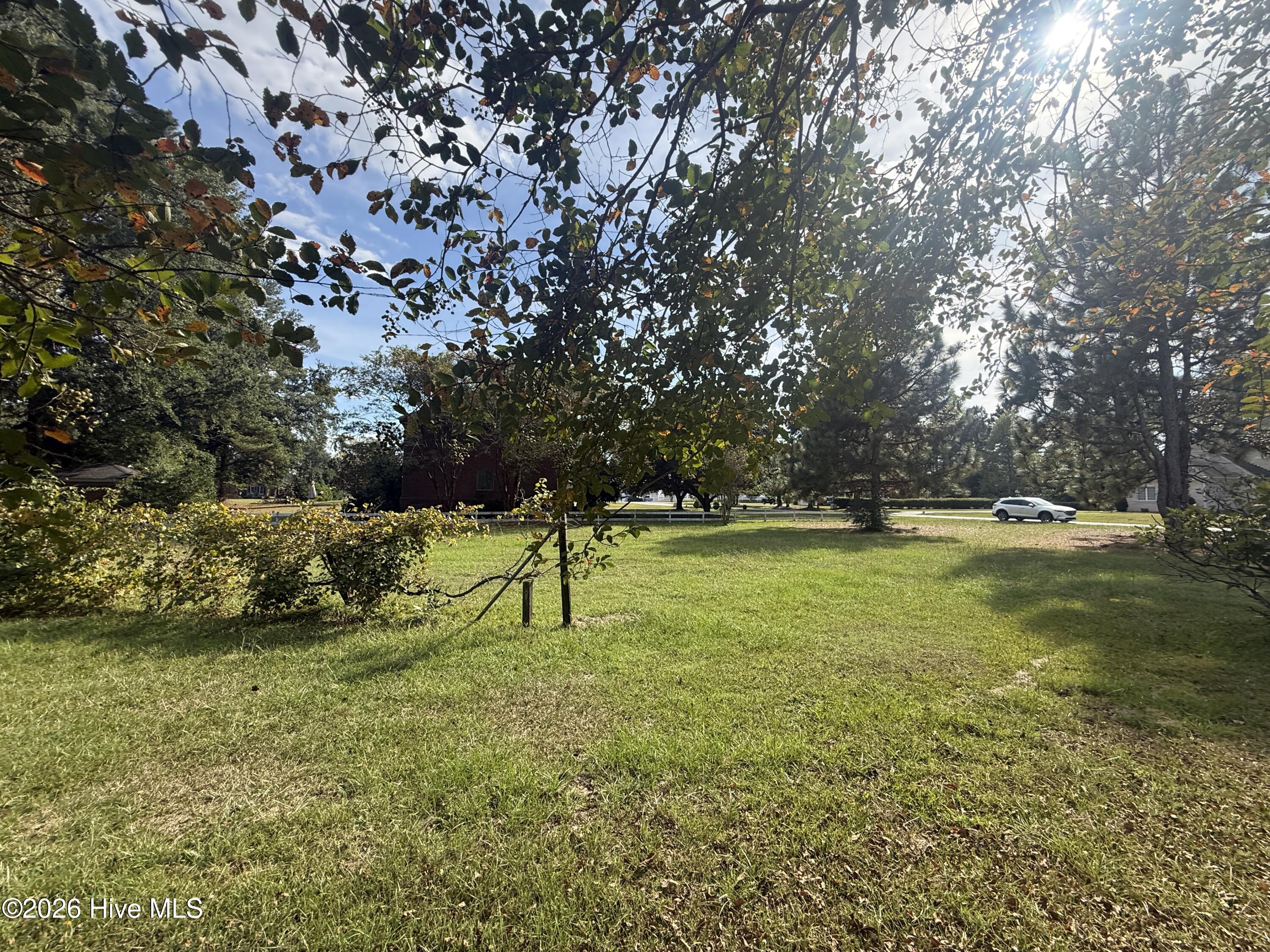 2129 Briarwood Drive Property Photo 7