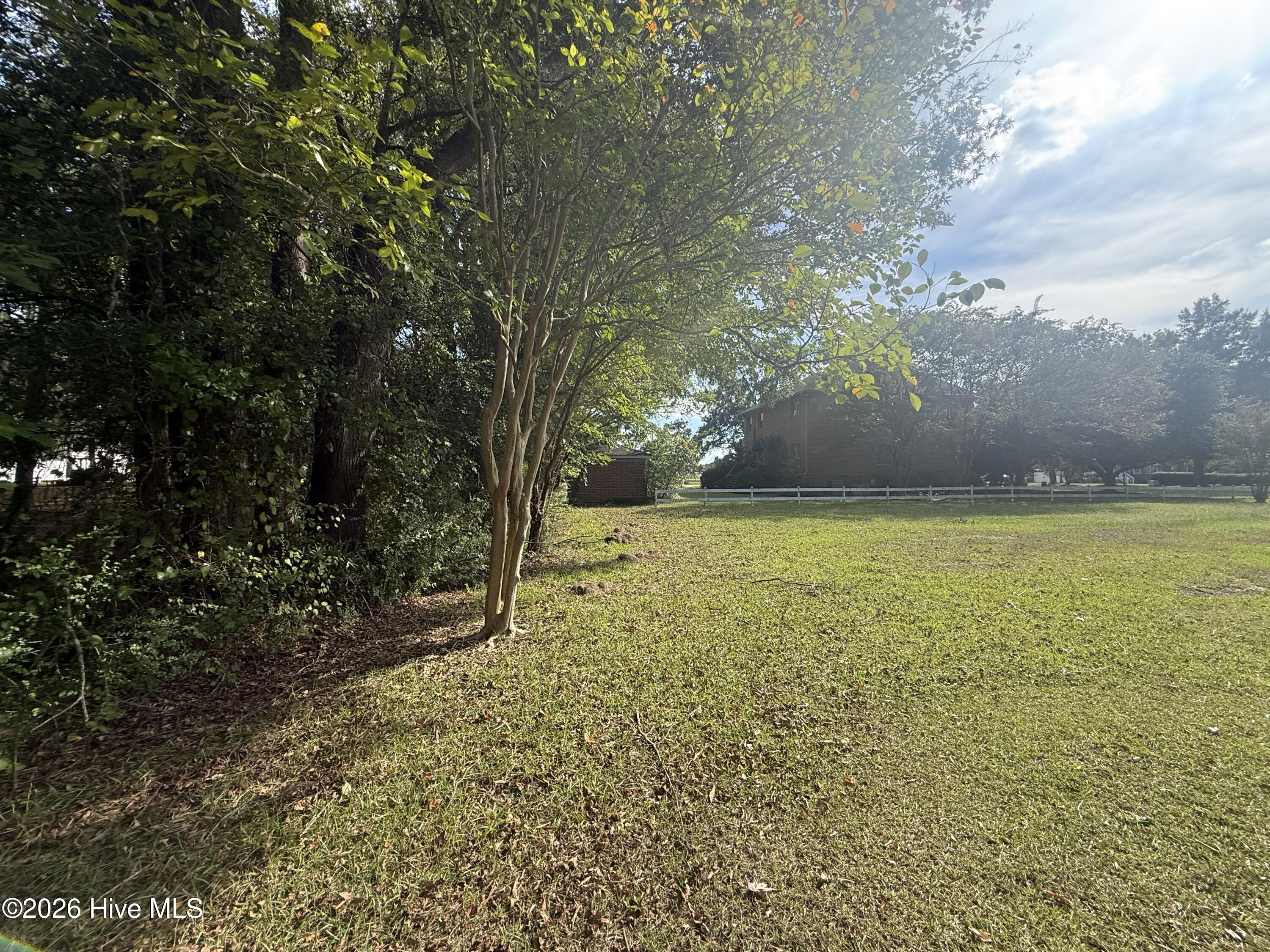 2129 Briarwood Drive Property Photo 10