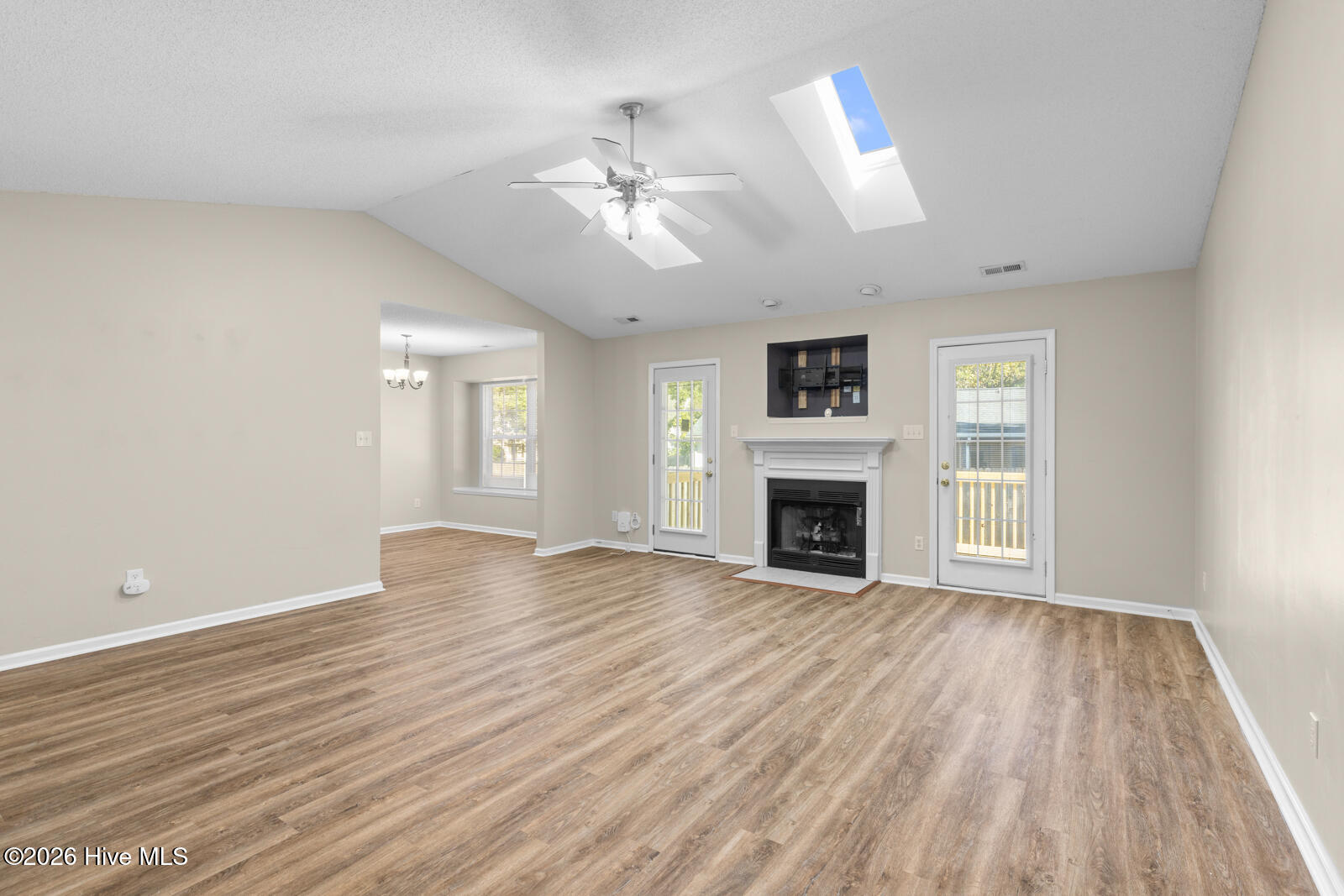 403 Huff Drive Property Photo 6