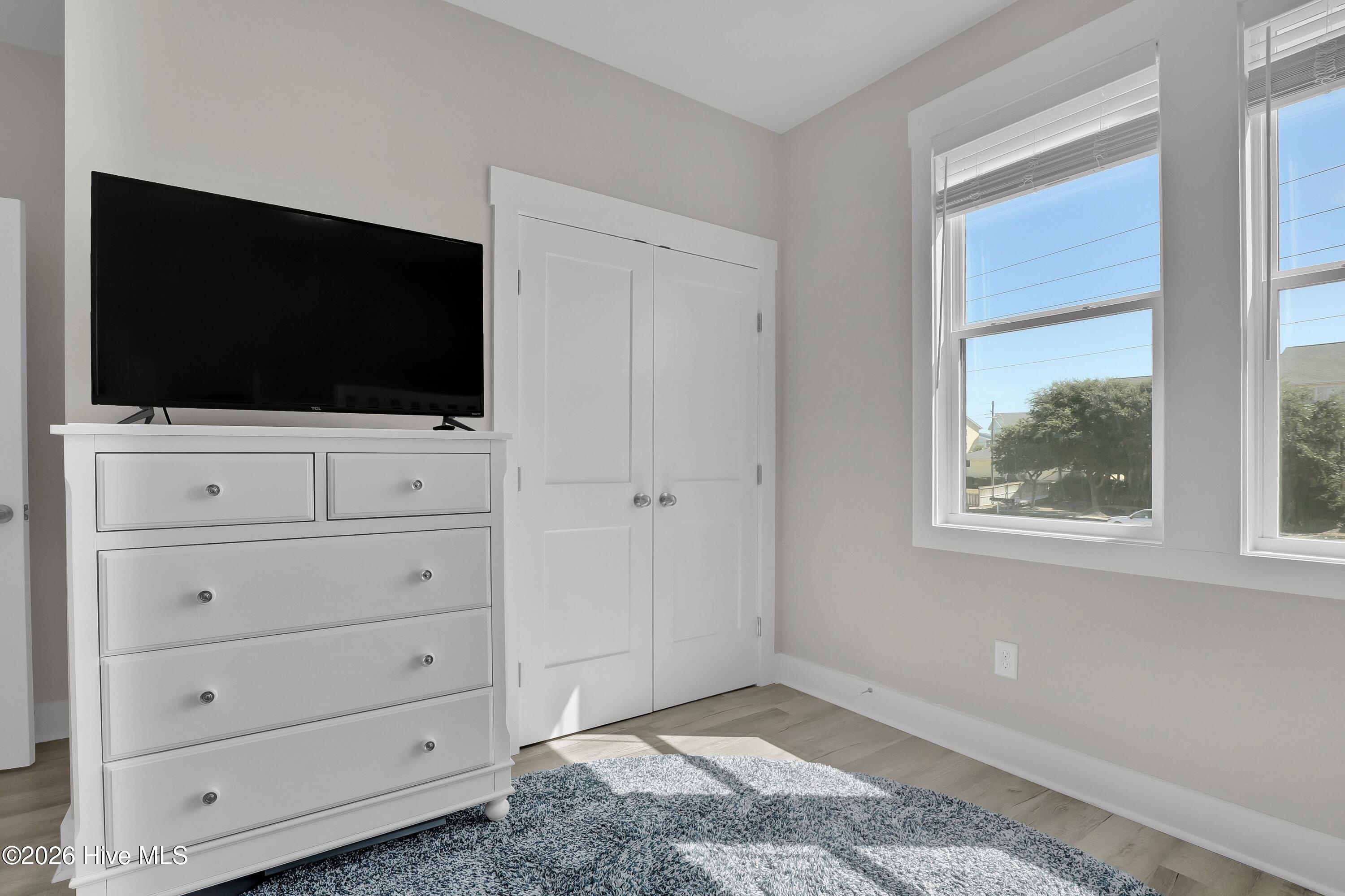 825a N New River Drive Property Photo 19