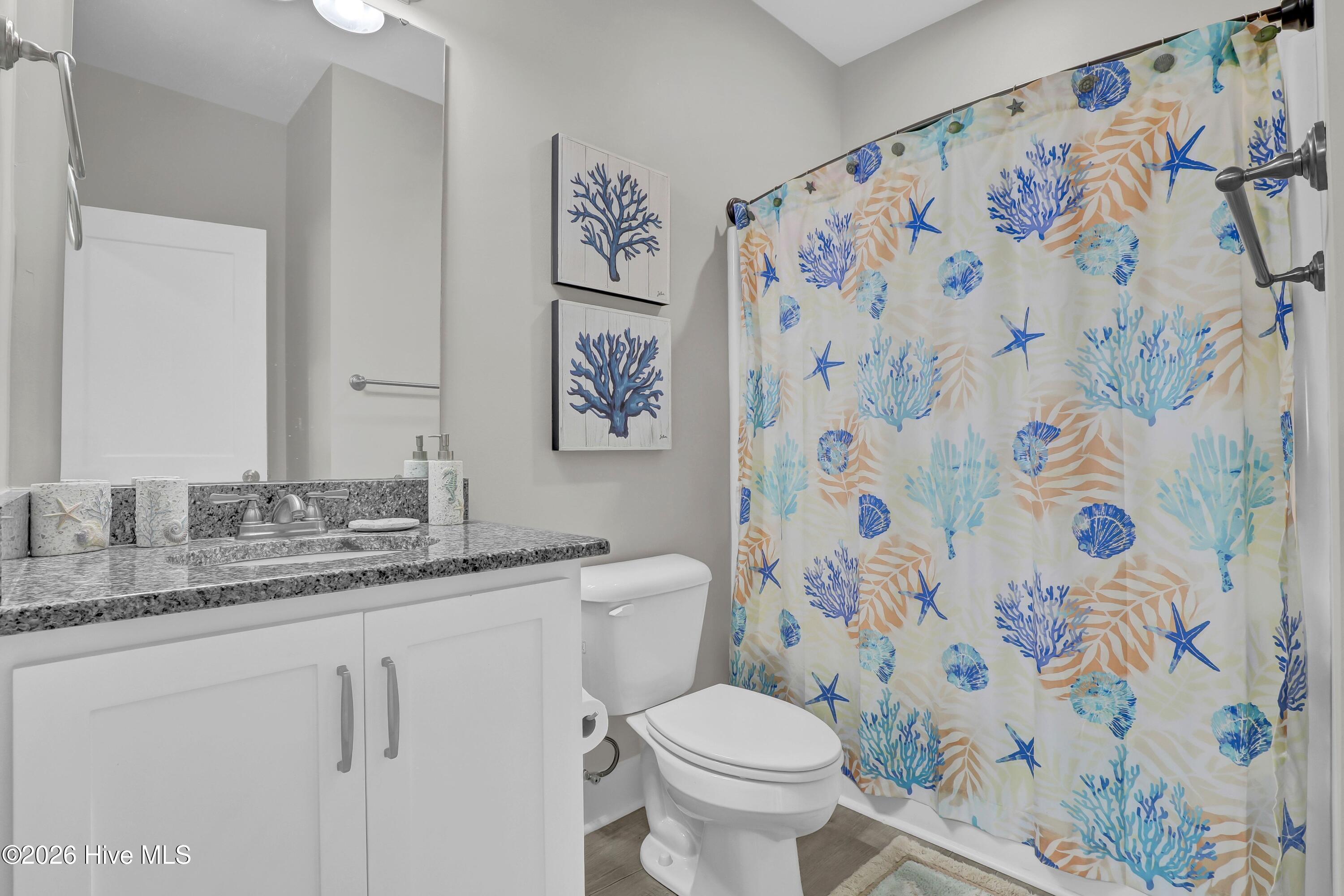 825a N New River Drive Property Photo 27