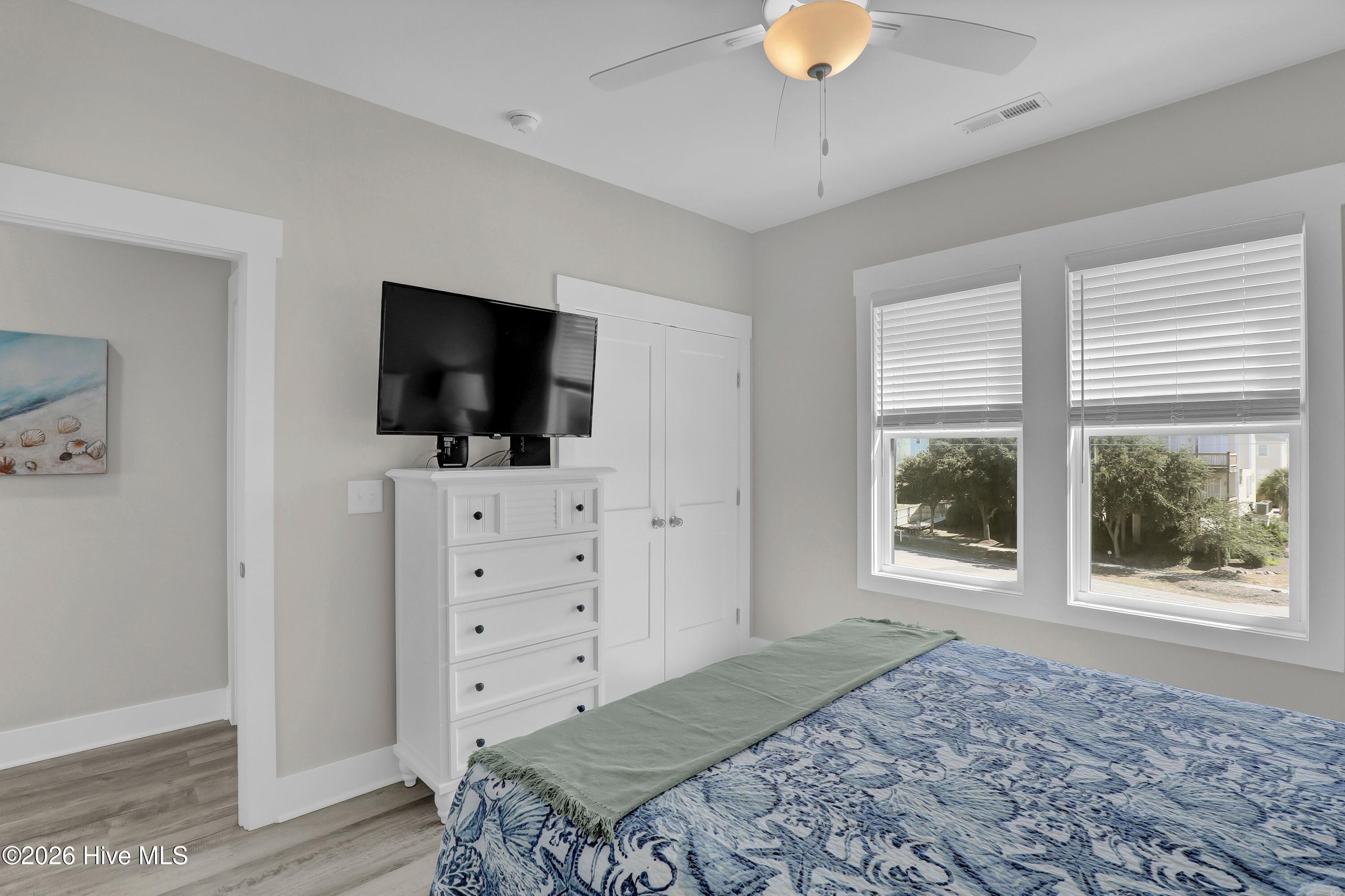 825a N New River Drive Property Photo 29