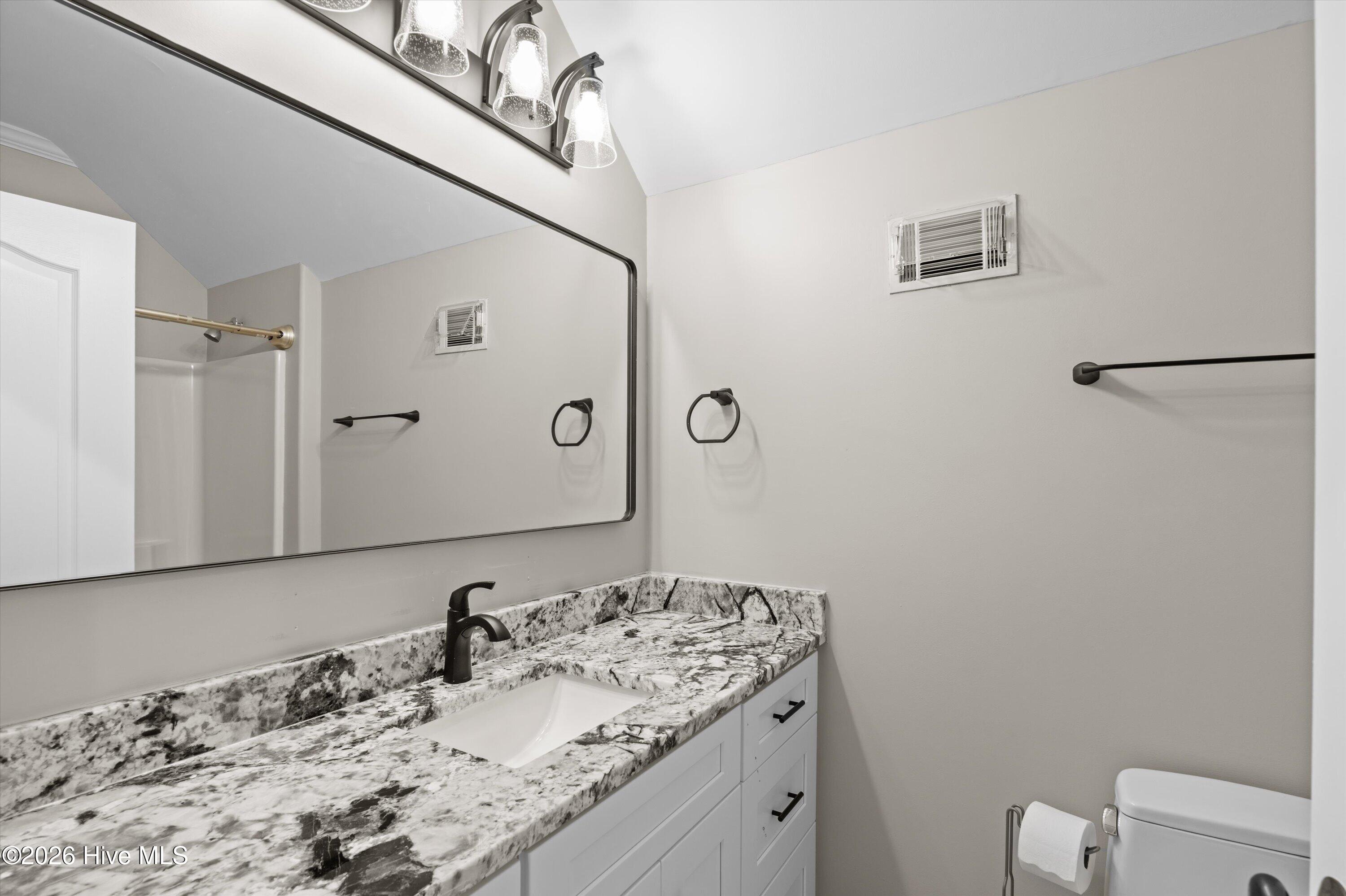 602 Emerald Crossing Property Photo 28