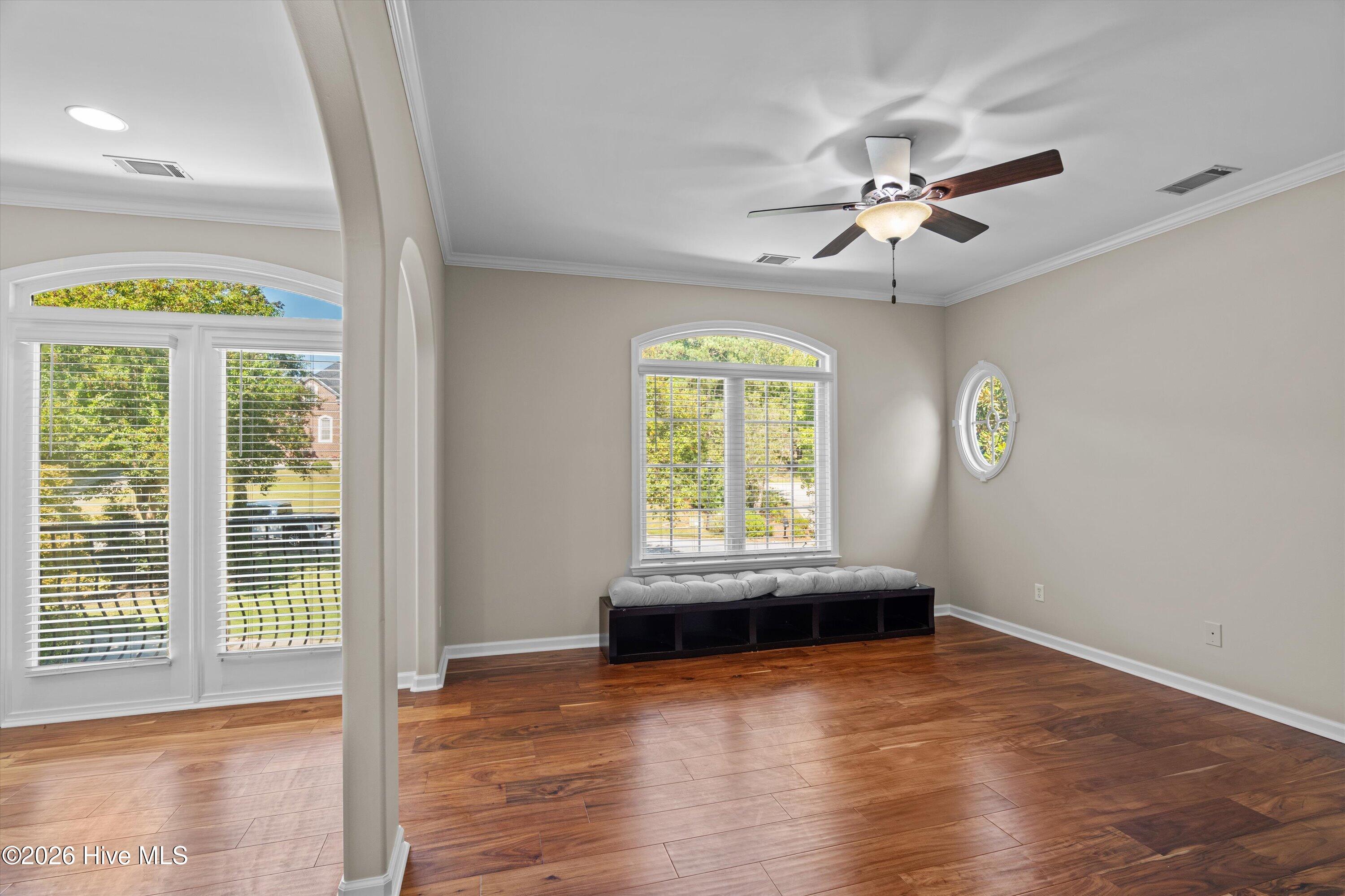 602 Emerald Crossing Property Photo 32