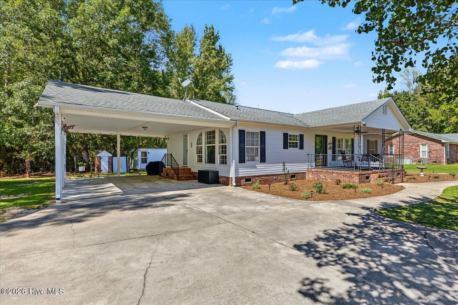 1101 Old Northeast Road Property Photo 6