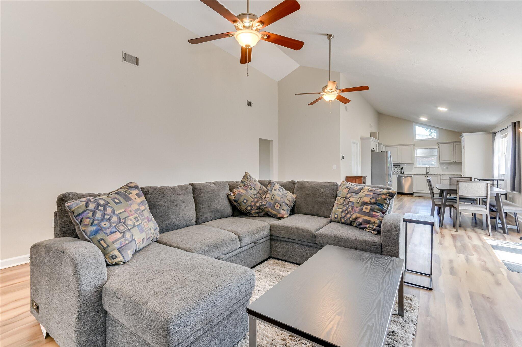 2015 Bridgewater Drive Property Photo 10