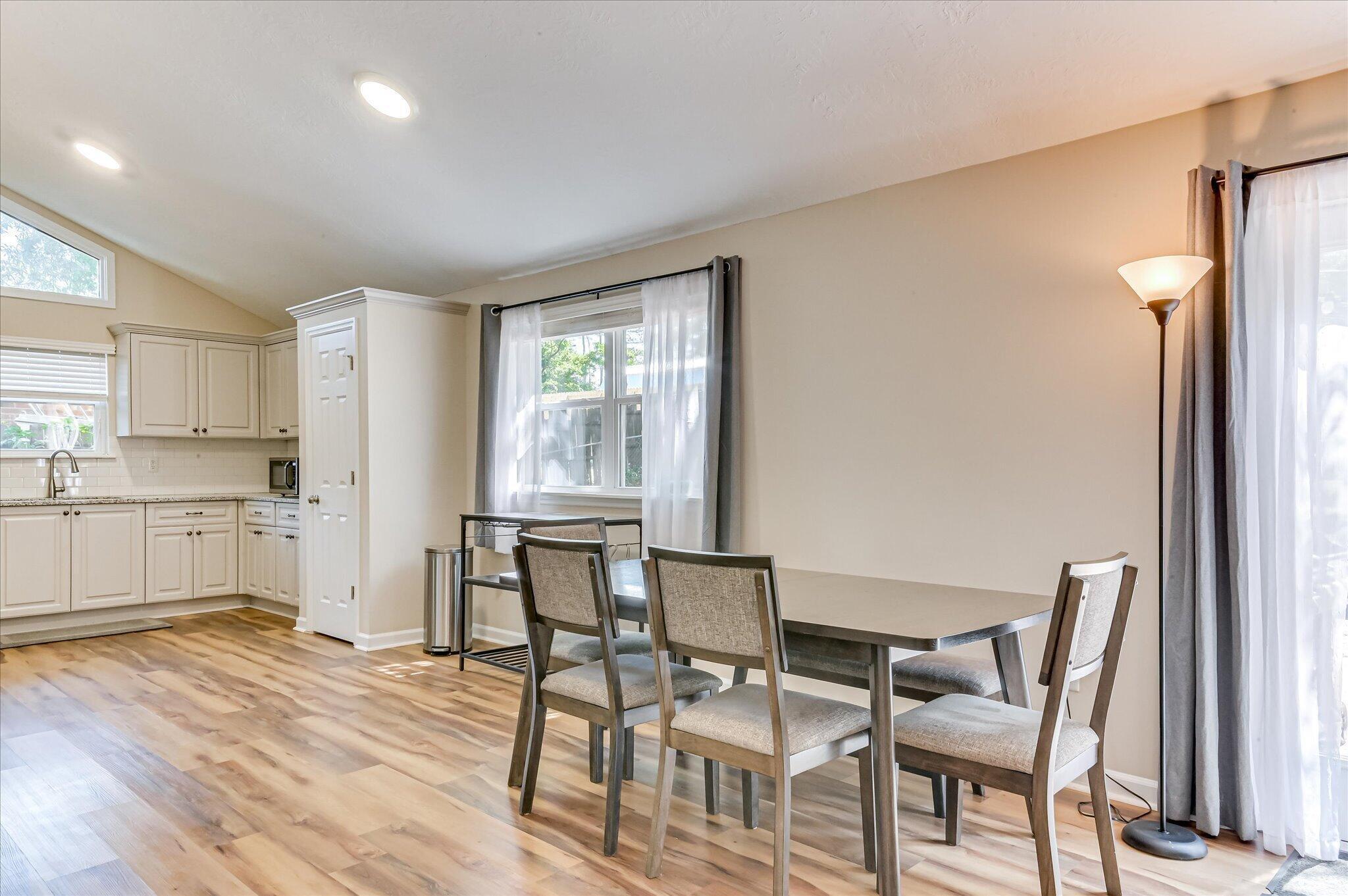 2015 Bridgewater Drive Property Photo 11