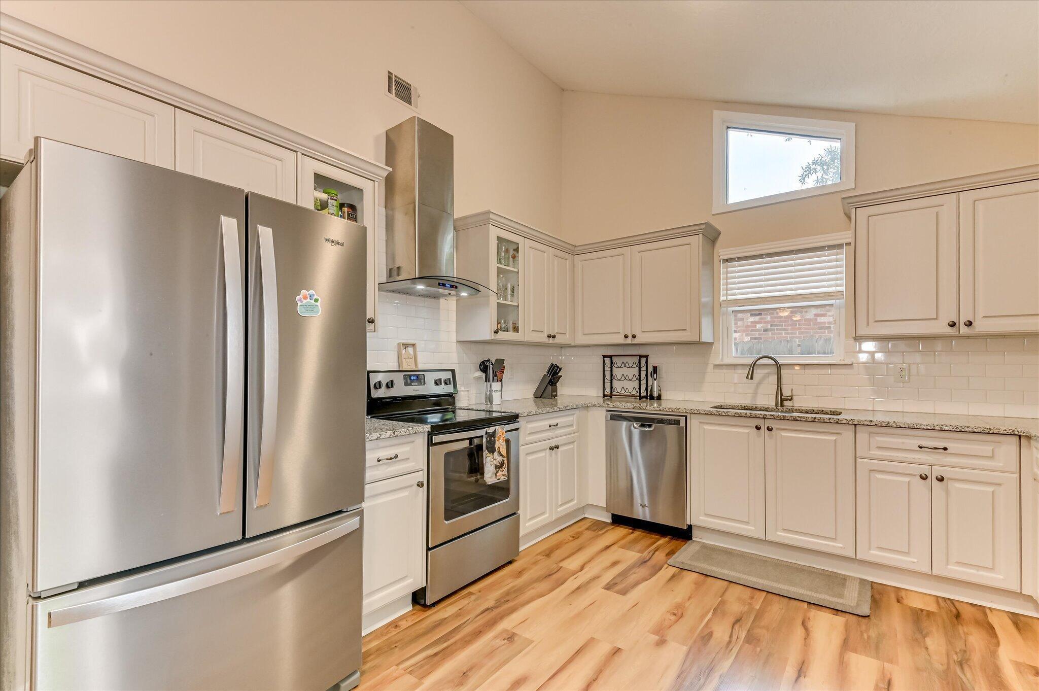 2015 Bridgewater Drive Property Photo 15