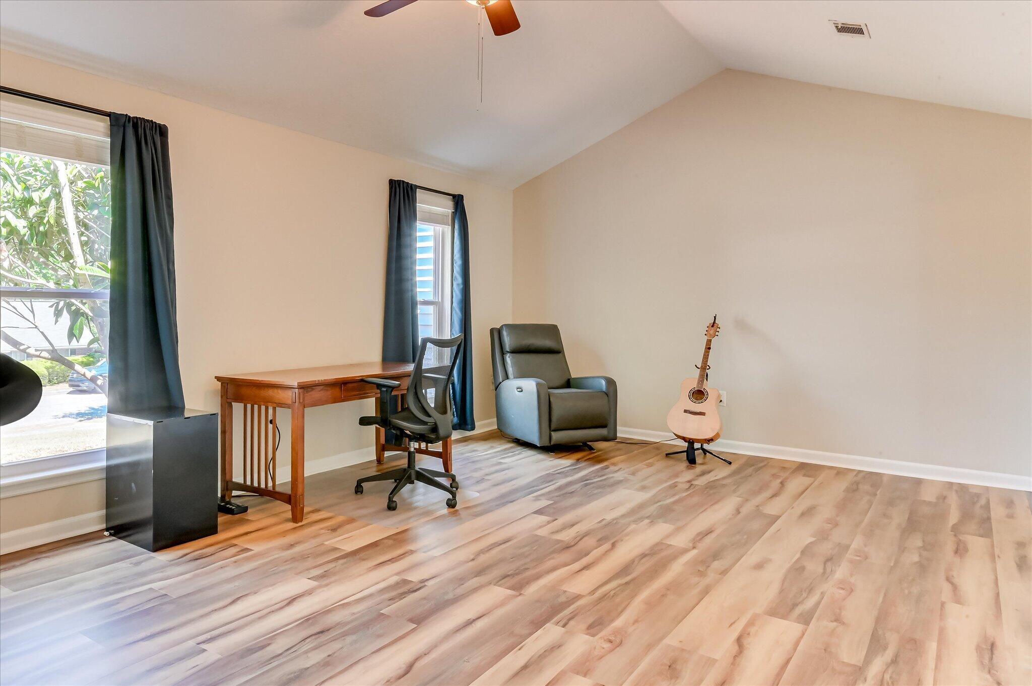 2015 Bridgewater Drive Property Photo 19
