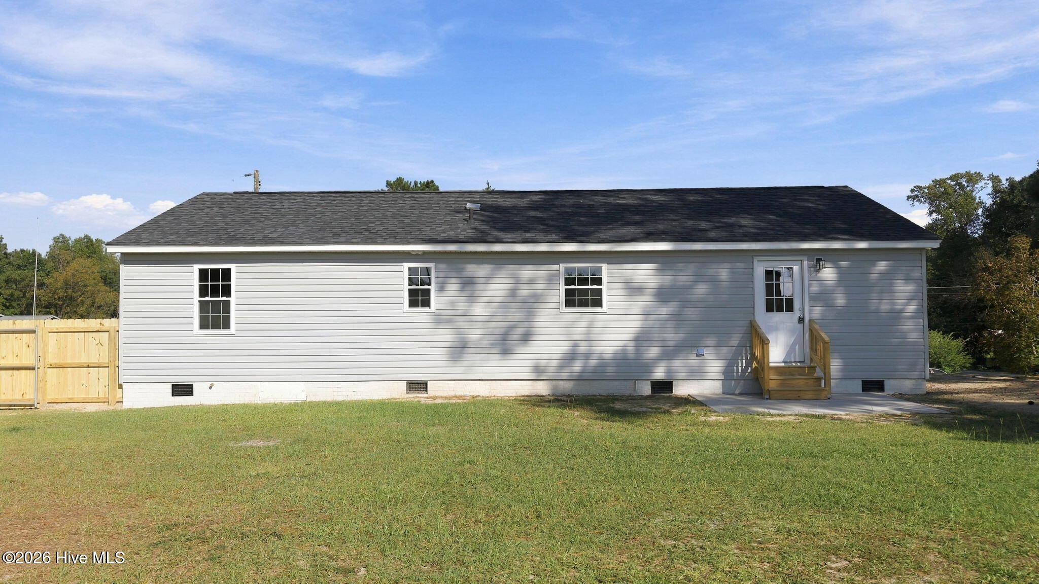 610 Lakeview Drive Property Photo 6