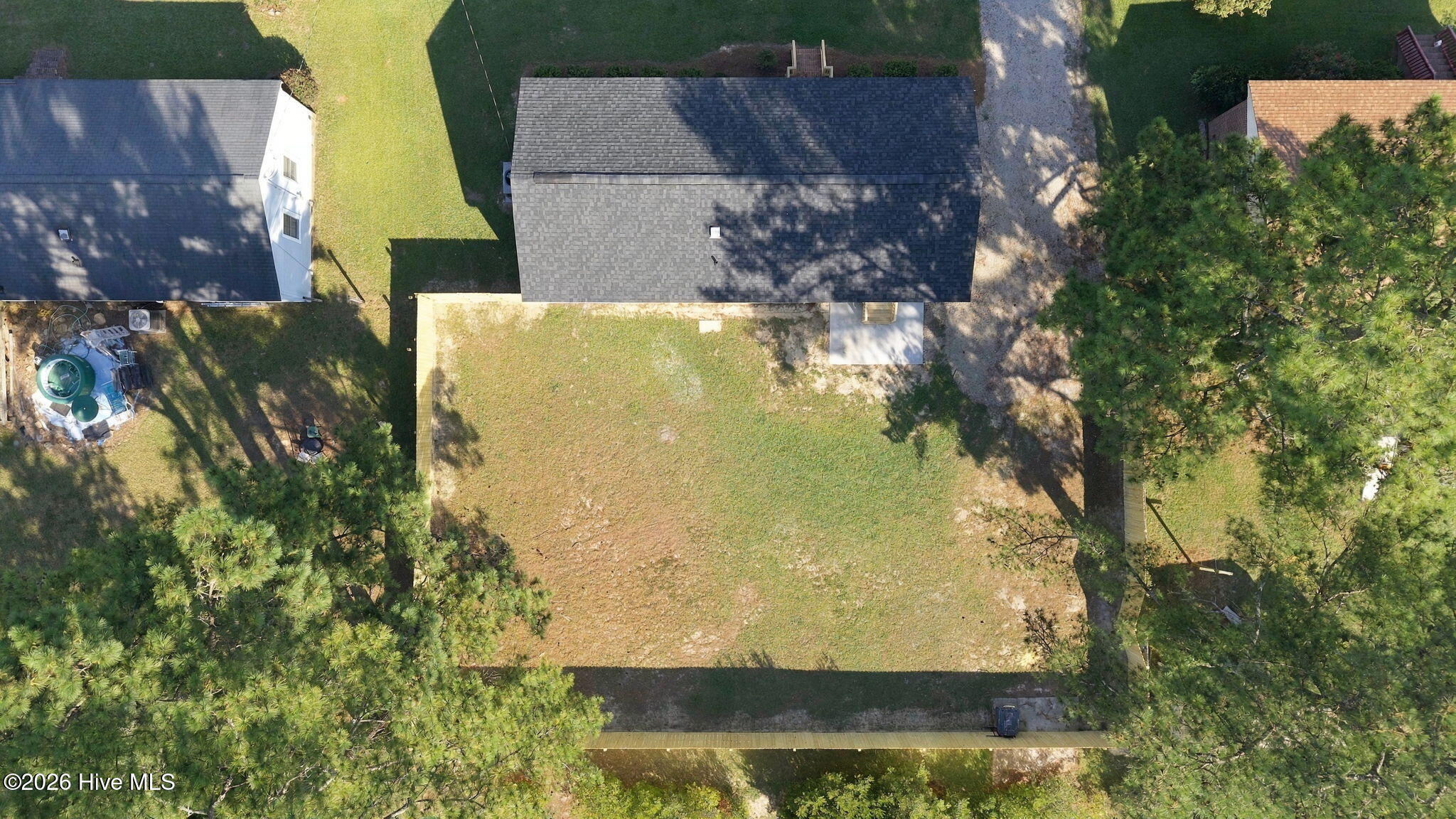 610 Lakeview Drive Property Photo 9