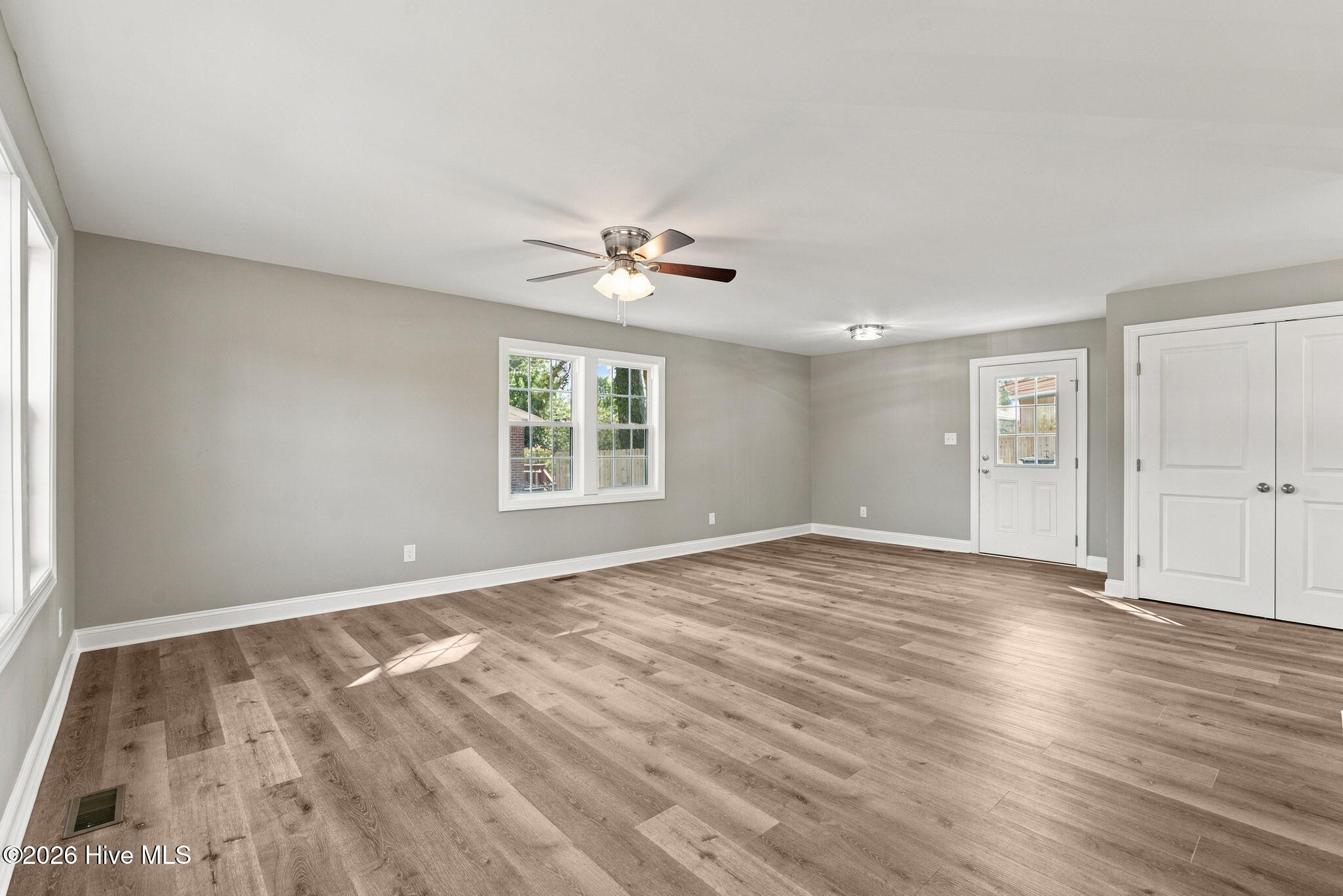 610 Lakeview Drive Property Photo 15