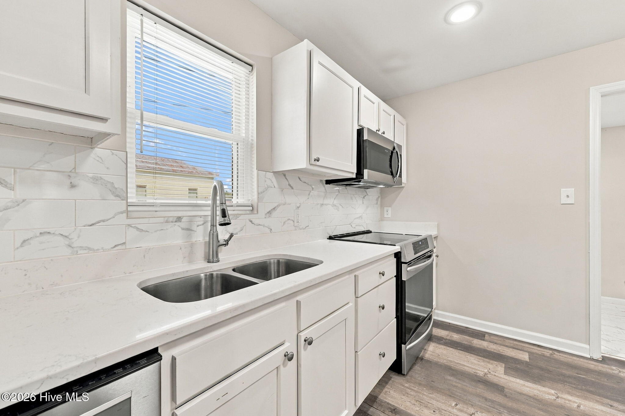 3631 S Lynch Street Property Photo 15