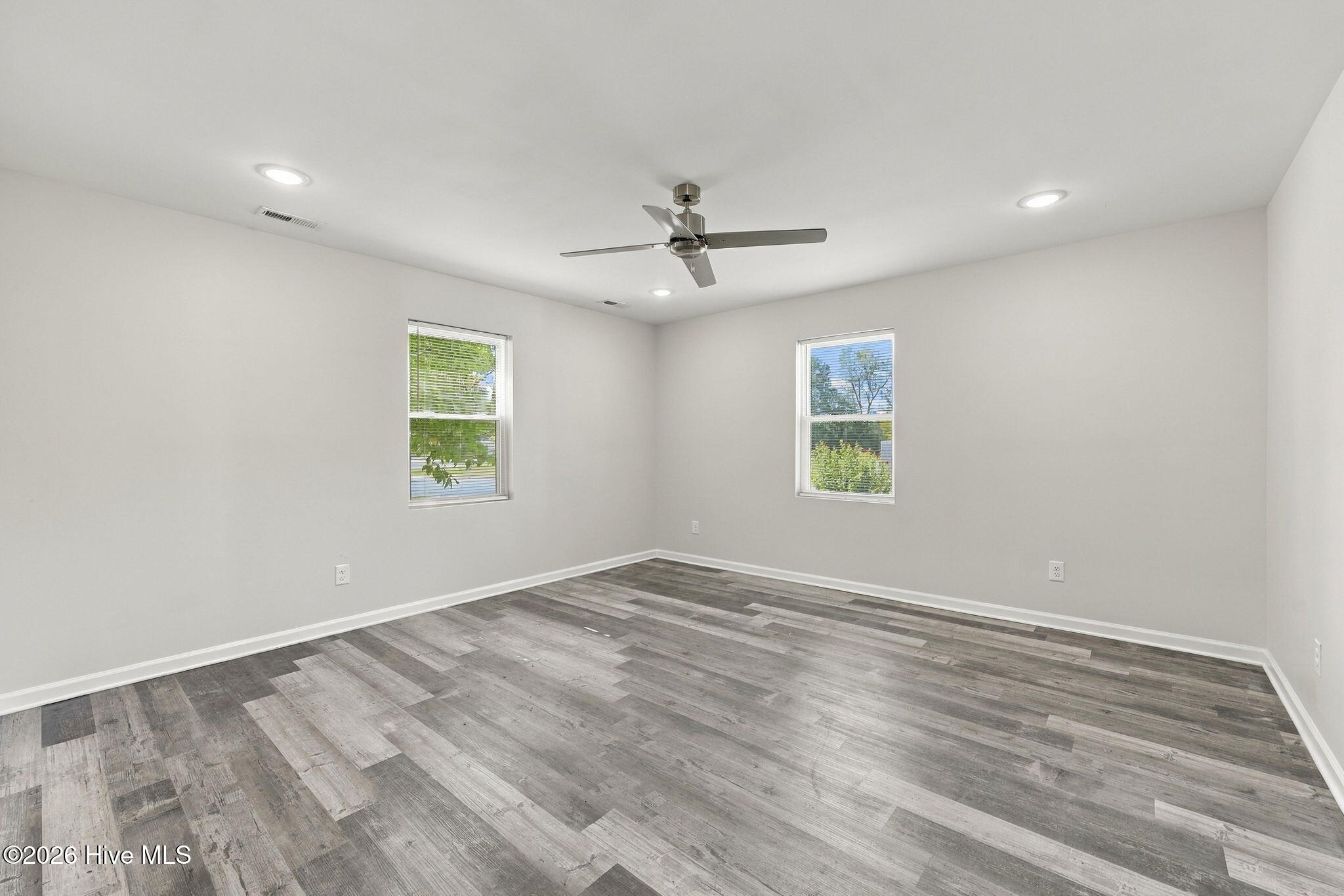 3631 S Lynch Street Property Photo 27