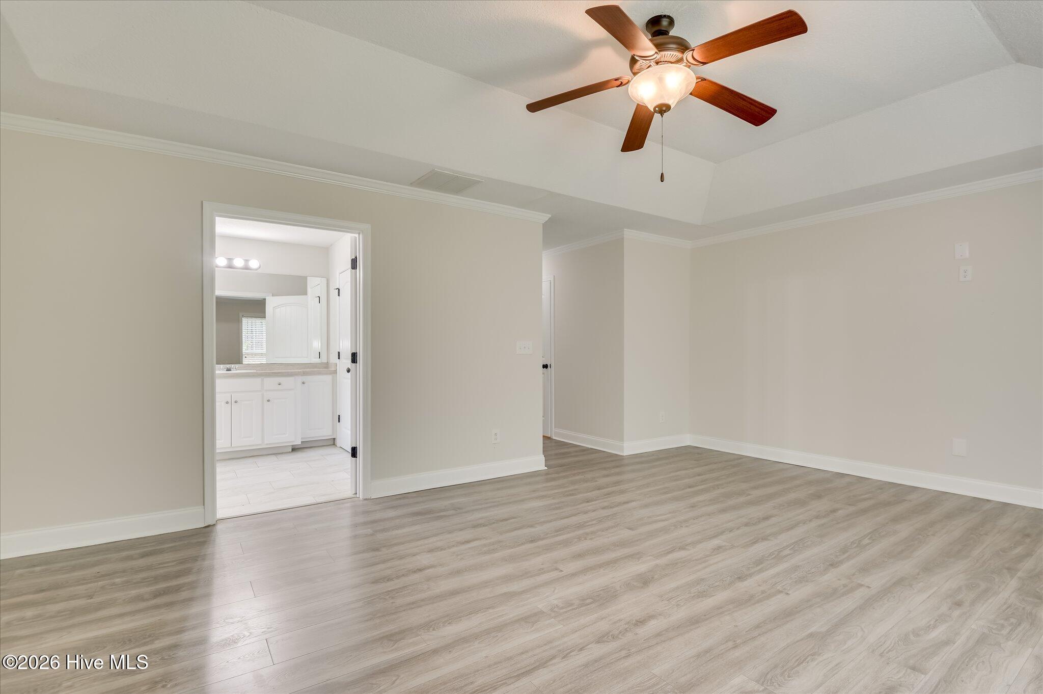 2054 Lake Forest Drive Property Photo 18