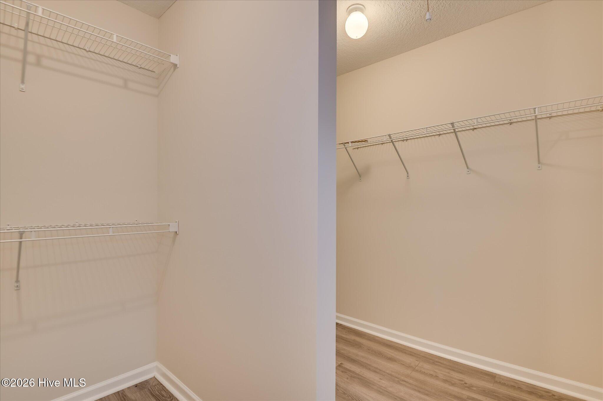 2054 Lake Forest Drive Property Photo 20