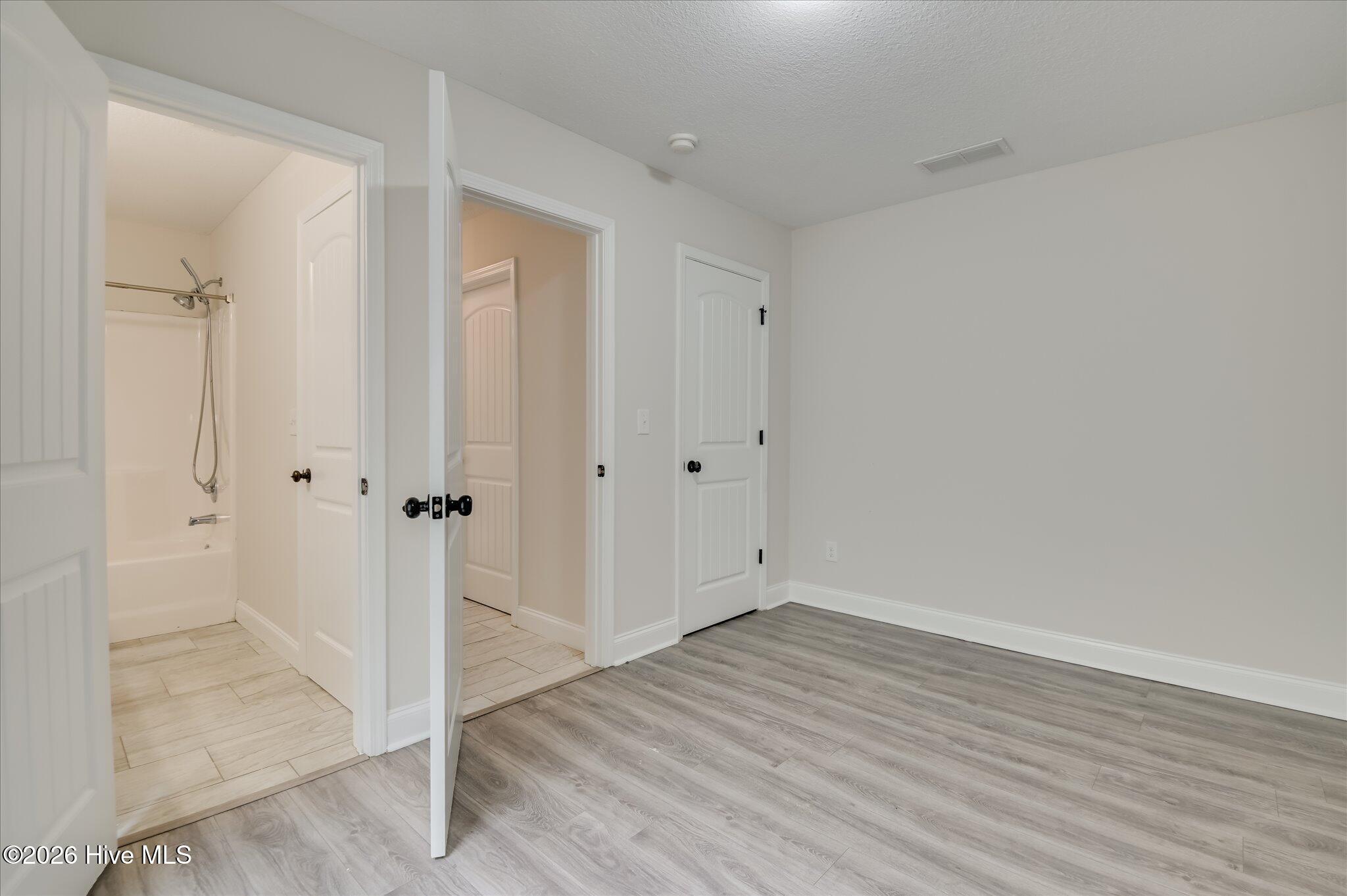 2054 Lake Forest Drive Property Photo 33