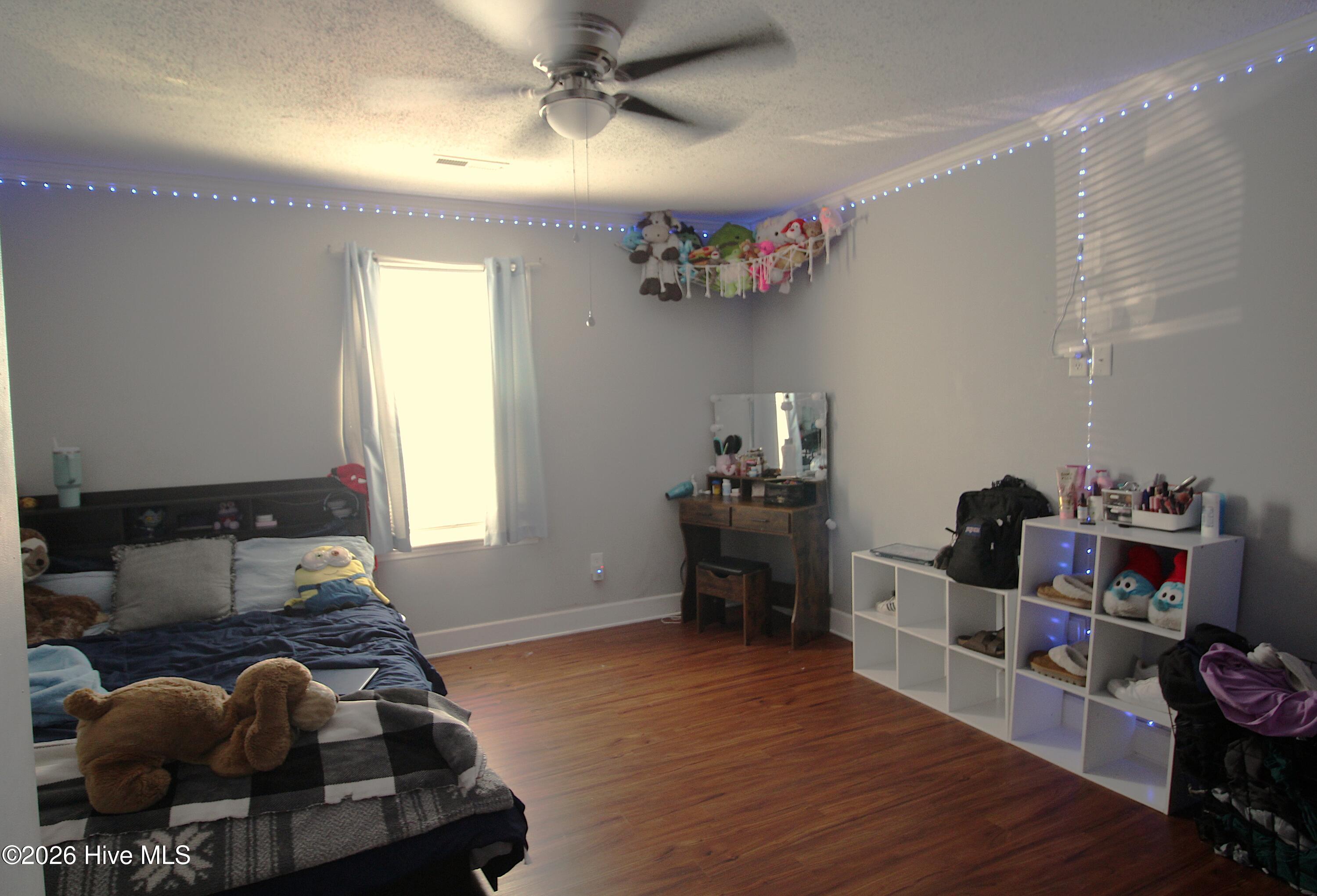 216 Ashwood Court Property Photo 10