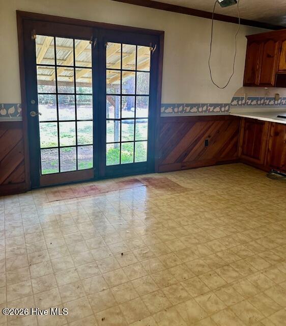 7613 Princess Ann Road Property Photo 13
